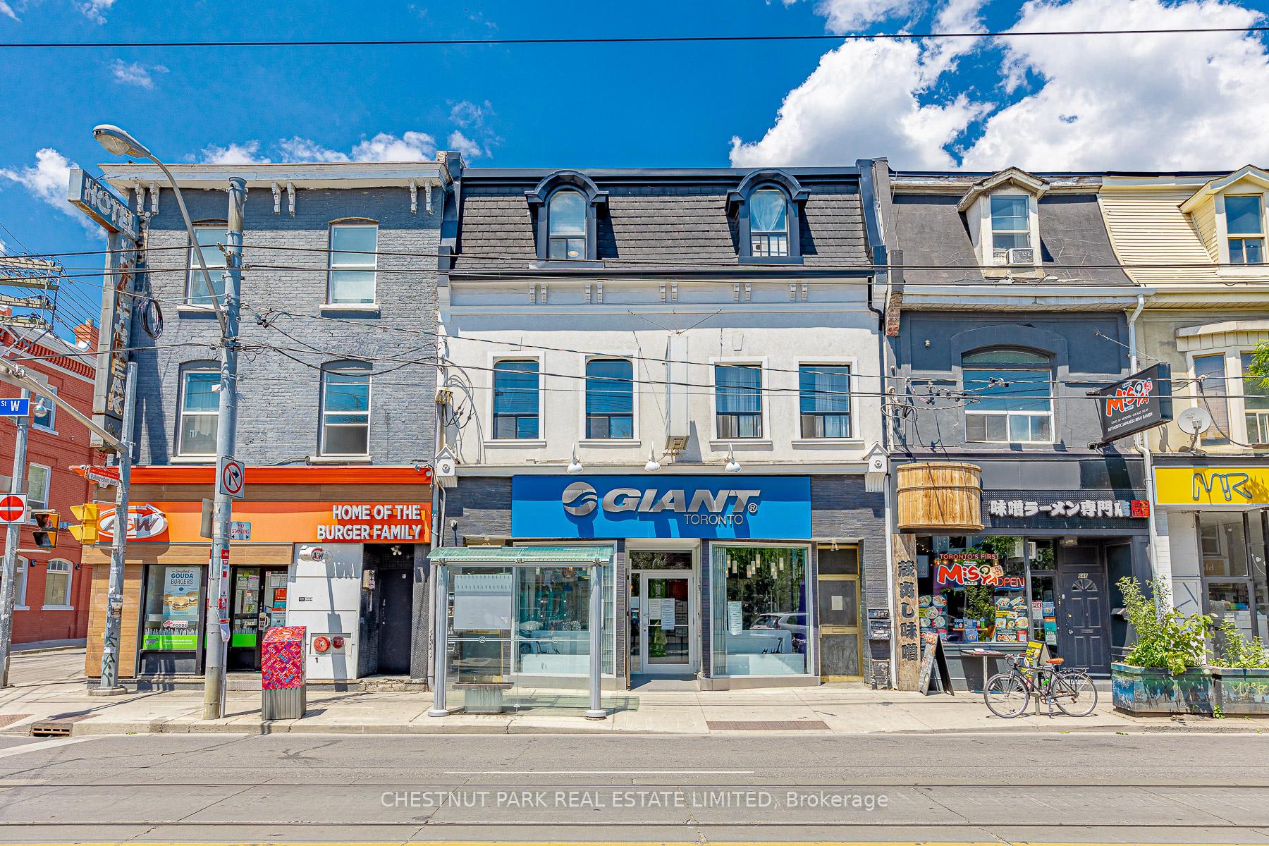 Photo 3 of Unit #2, 648 Queen Street W, Toronto, Trinity-Bellwoods — HOMEH