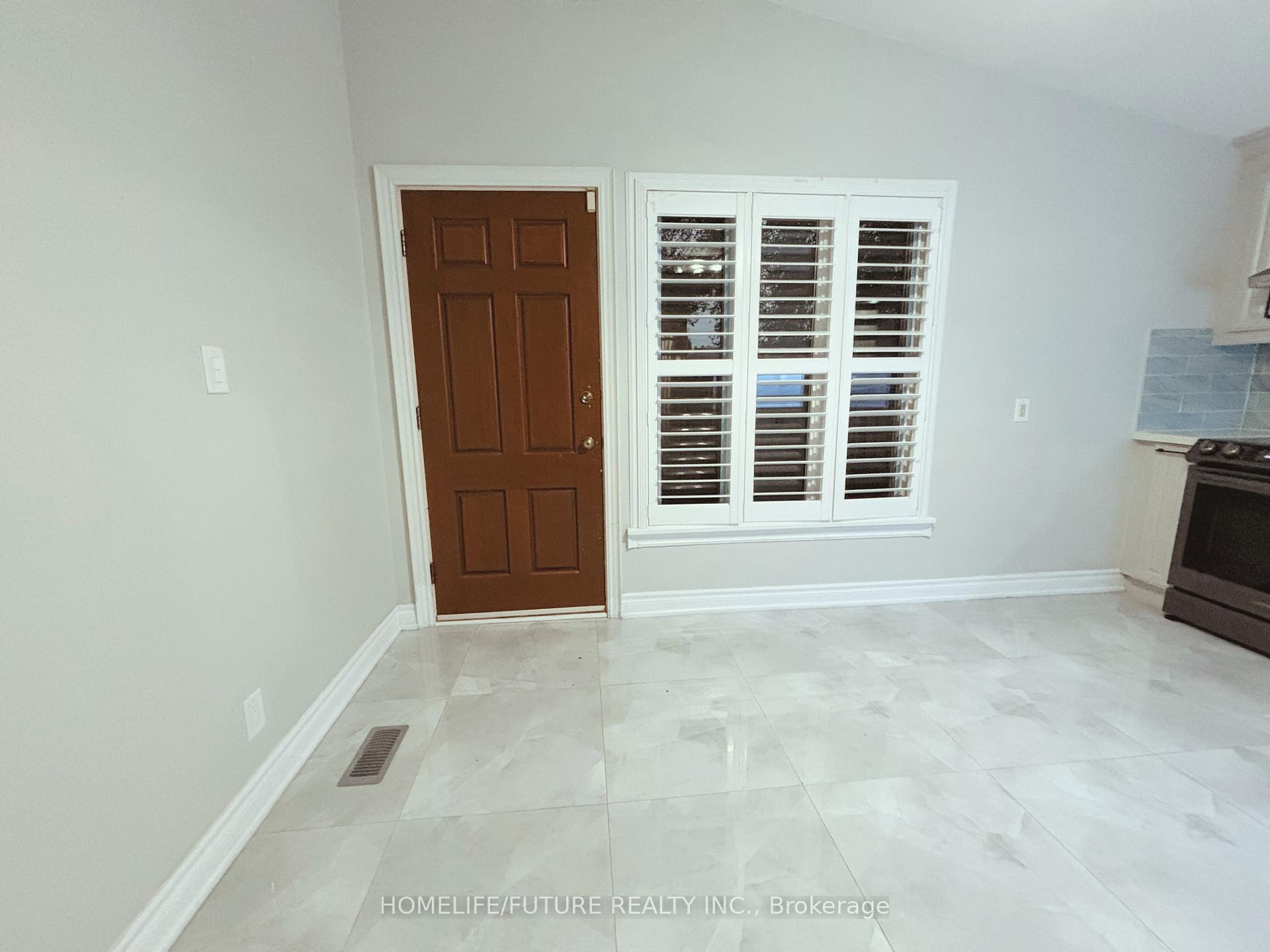 Photo 15 of 87 Pandora Circle, Scarborough, Woburn — HOMEH