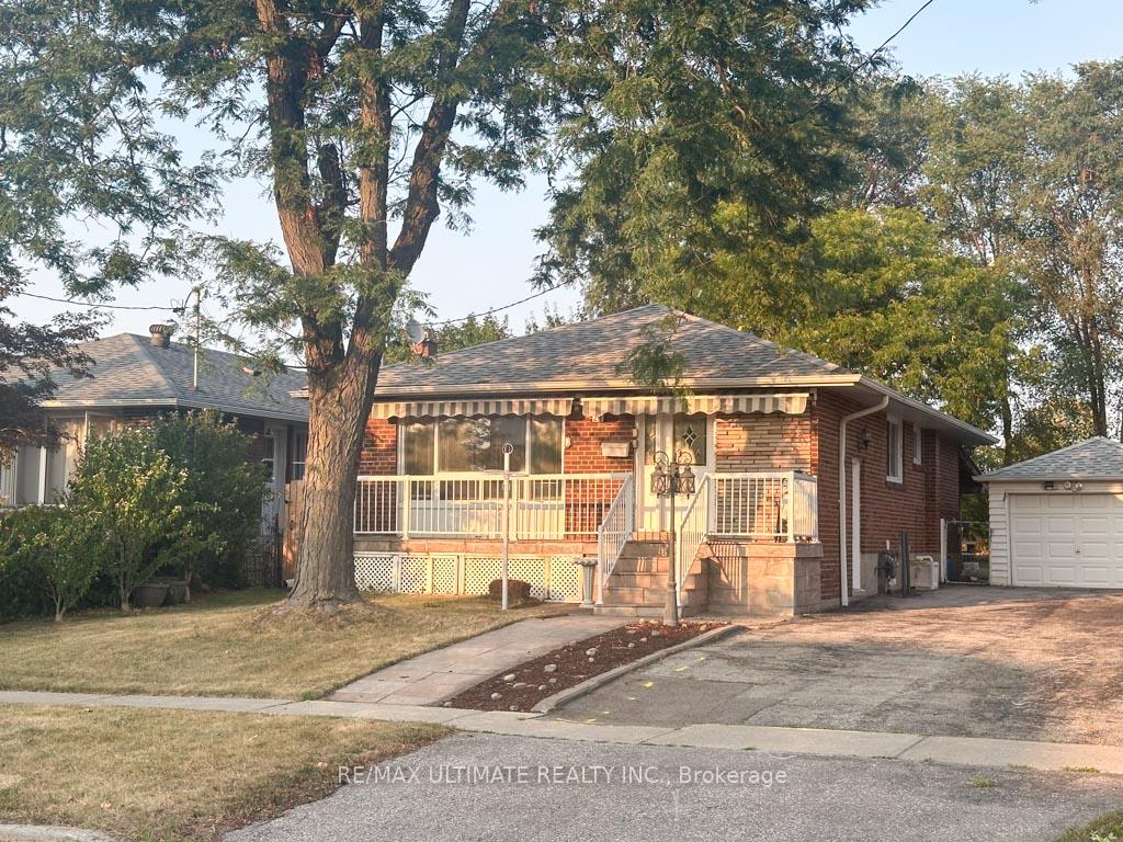 Photo 2 of 21 Doerr Road, Scarborough, Bendale — HOMEH