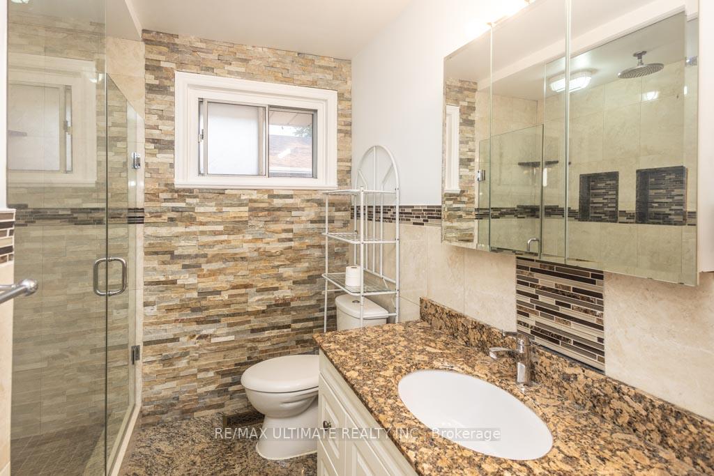 Photo 22 of 21 Doerr Road, Scarborough, Bendale — HOMEH