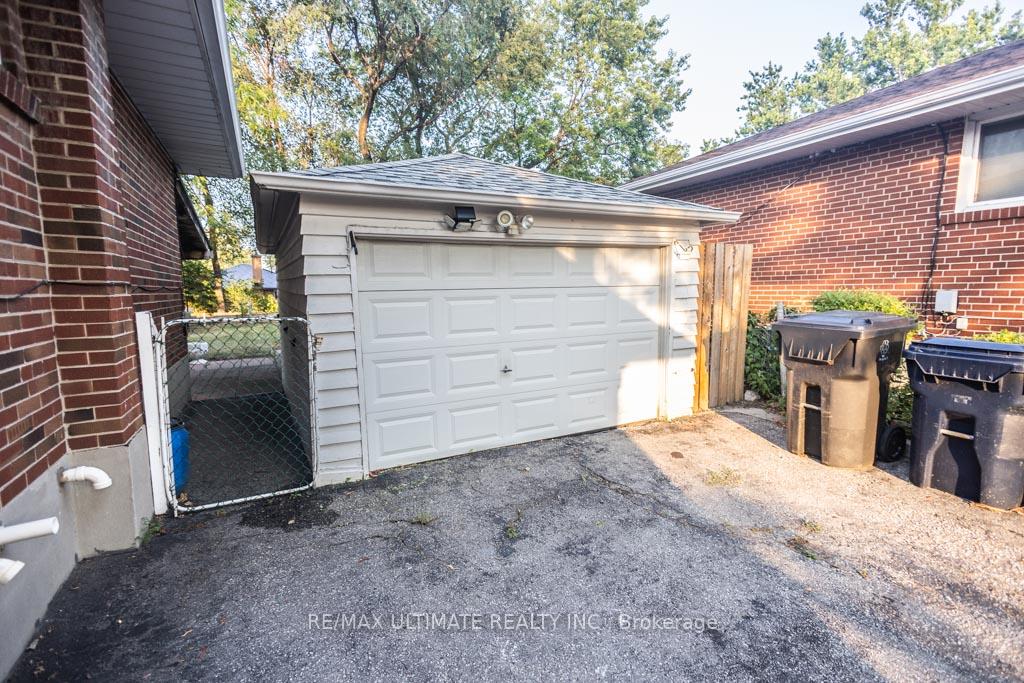 Photo 41 of 21 Doerr Road, Scarborough, Bendale — HOMEH