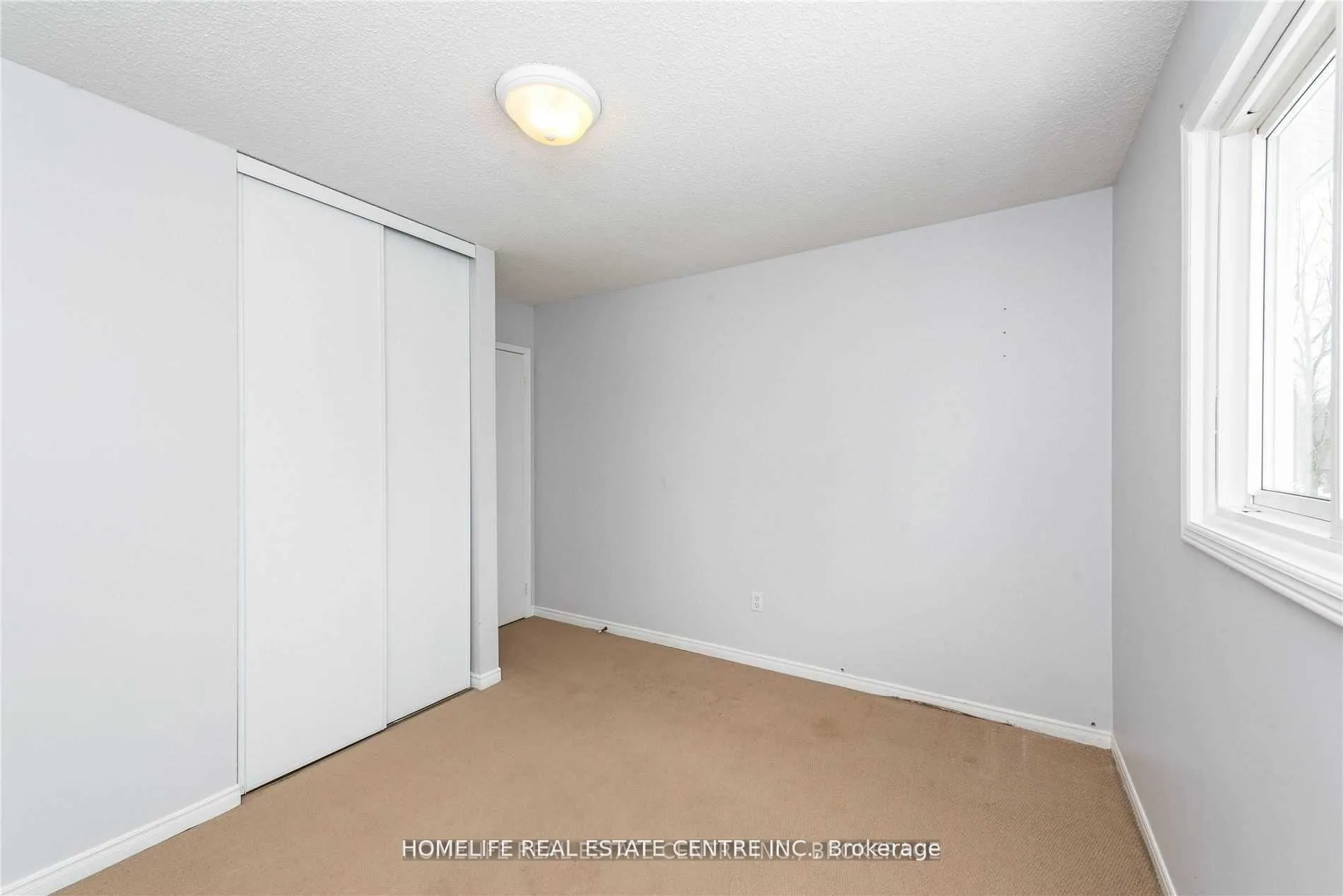 Photo 16 of 79 Hart Boulevard, Clarington, Newcastle — HOMEH