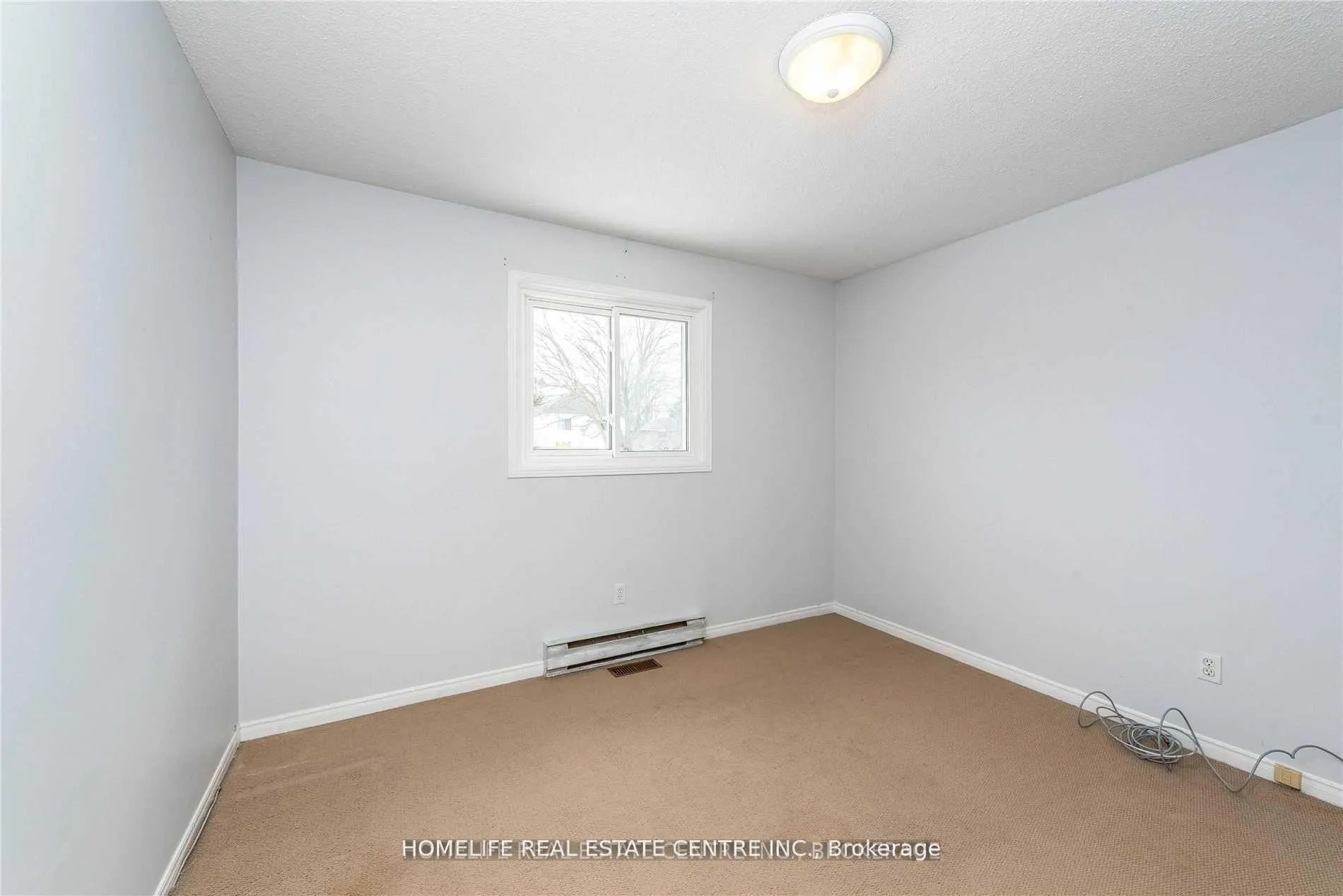 Photo 20 of 79 Hart Boulevard, Clarington, Newcastle — HOMEH