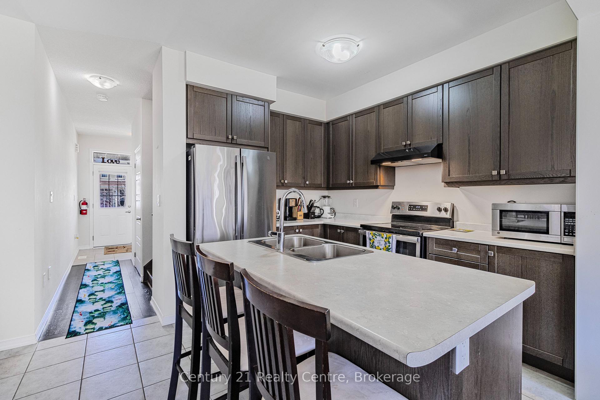 Photo 8 of 57 Esther Crescent, Thorold, Hurricane/Merrittville — HOMEH