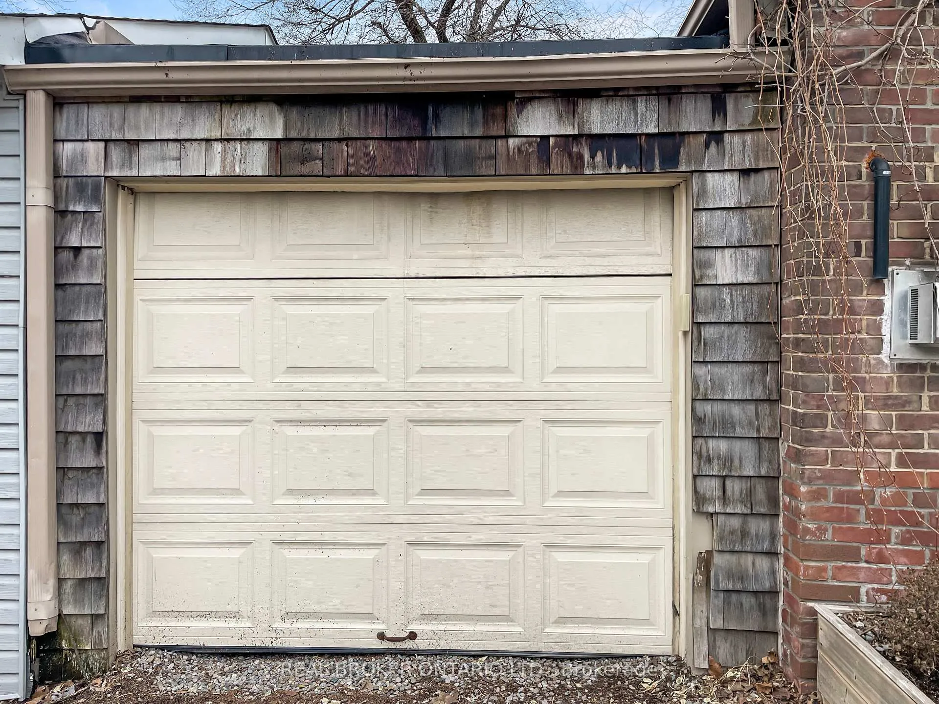 Photo 4 of 80 Courcelette Road, Toronto, The Beaches — HOMEH