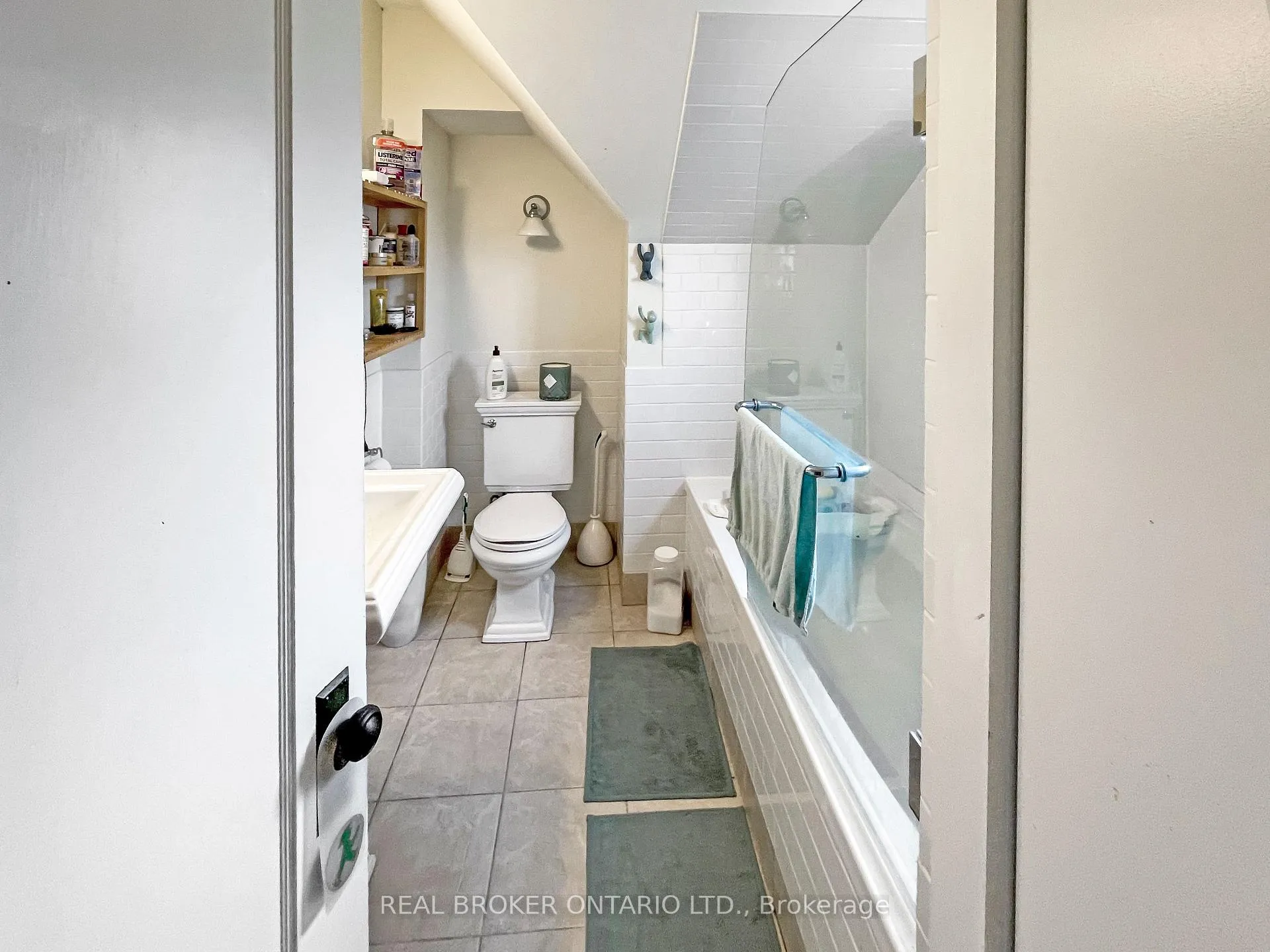 Photo 26 of 80 Courcelette Road, Toronto, The Beaches — HOMEH