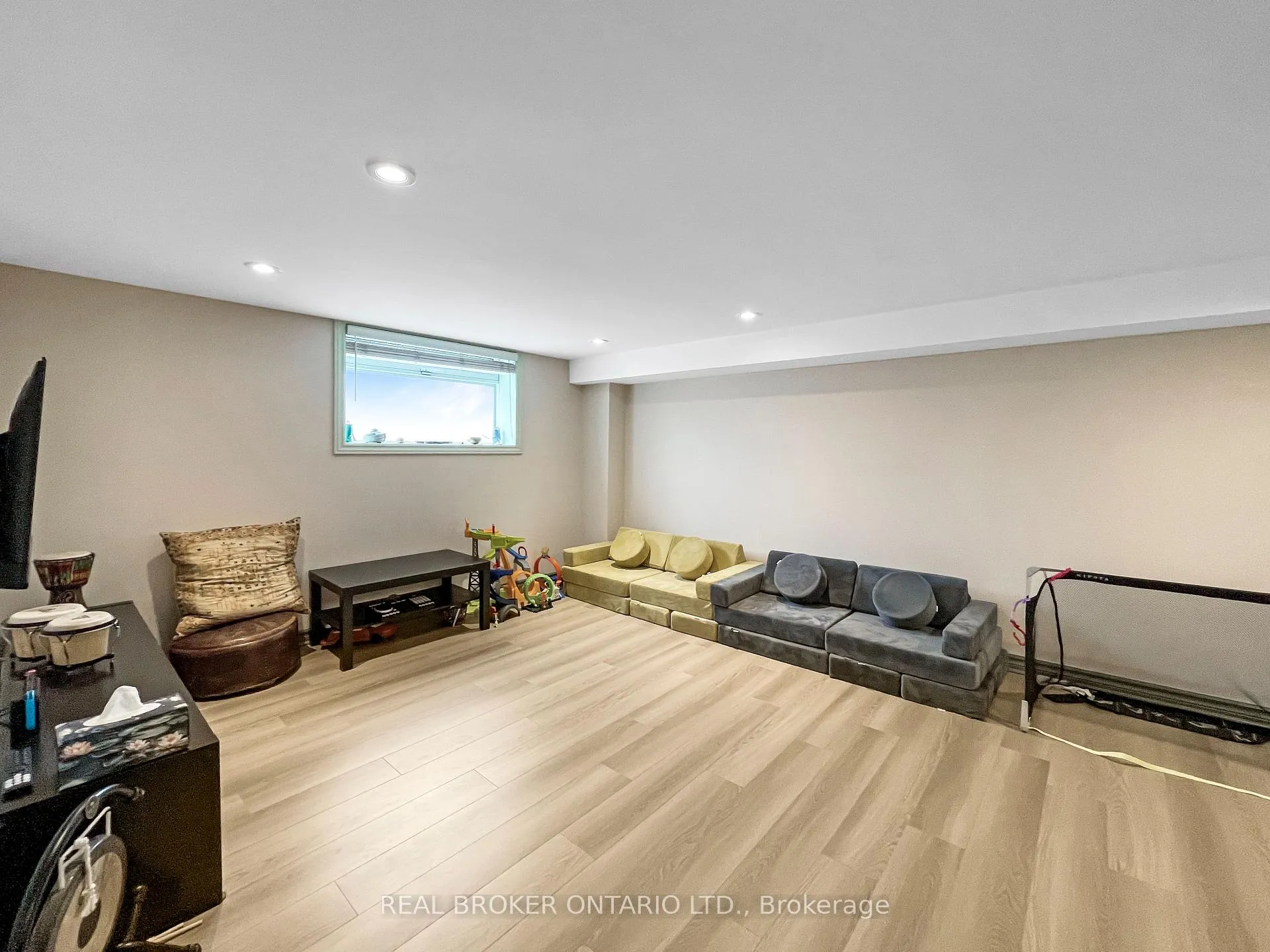 Photo 28 of 80 Courcelette Road, Toronto, The Beaches — HOMEH