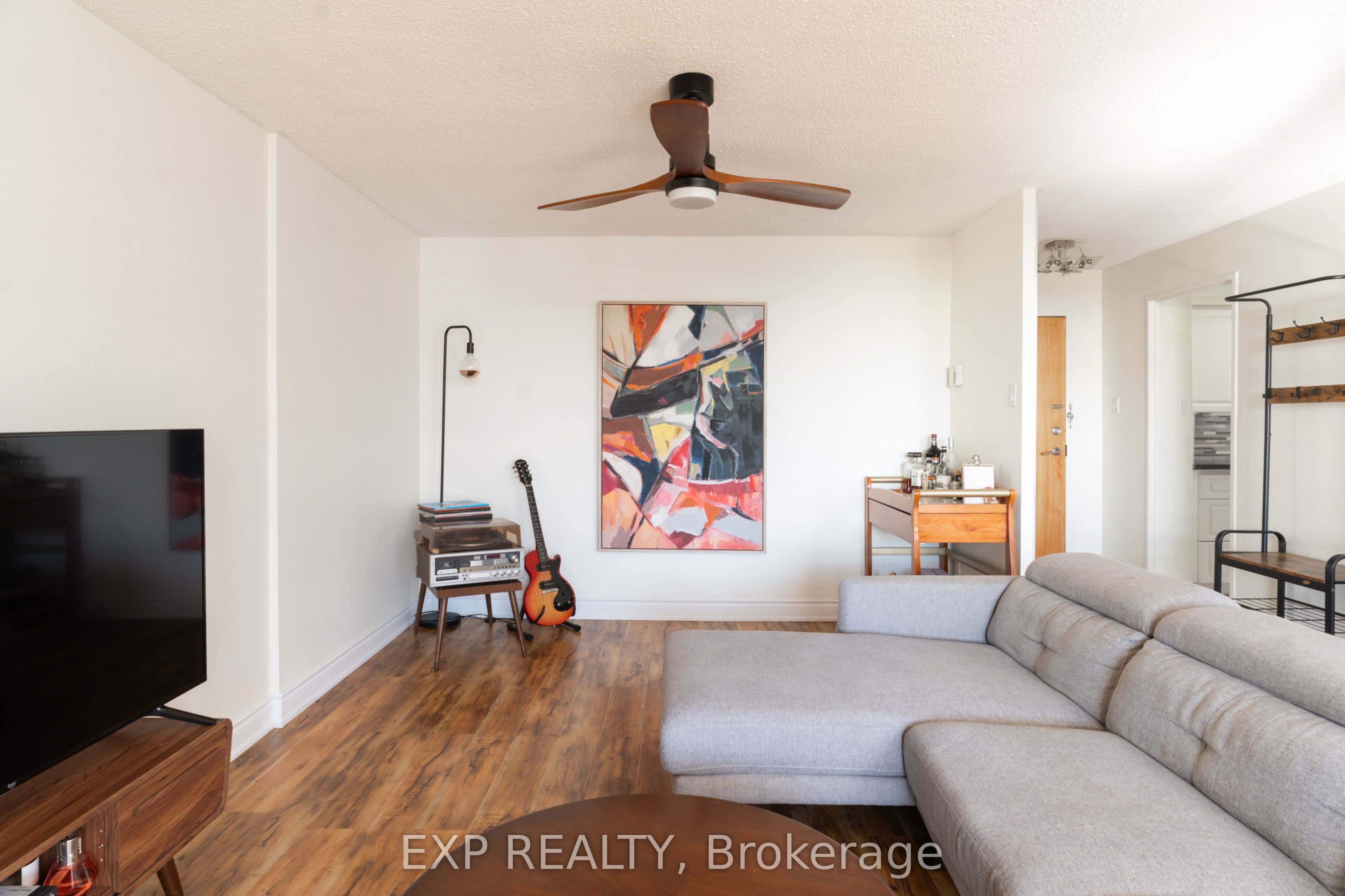 Photo 55 of Unit 1103, 1 Royal Orchard Boulevard, Markham, Royal Orchard — HOMEH