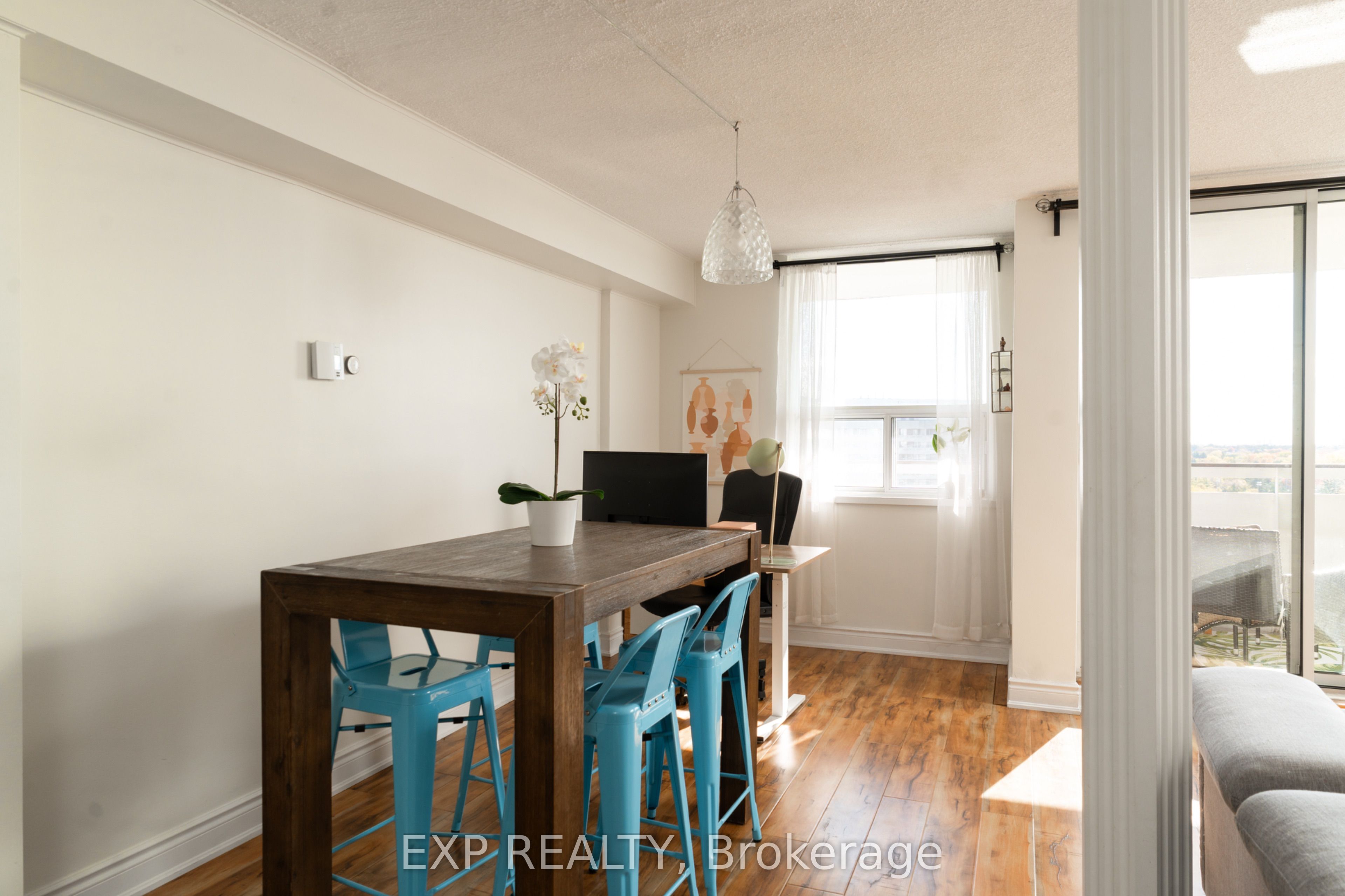 Photo 58 of Unit 1103, 1 Royal Orchard Boulevard, Markham, Royal Orchard — HOMEH