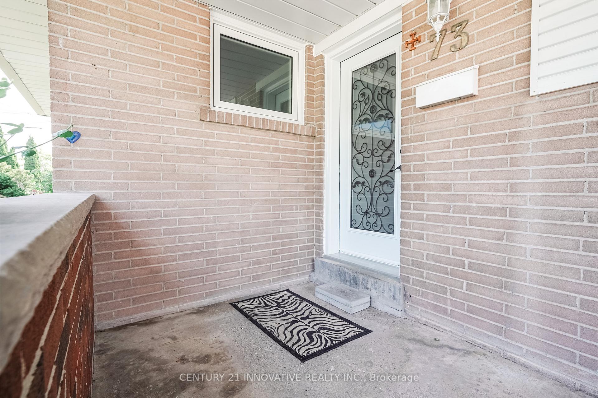 Front of Unit Lower, 73 Thornbeck Drive