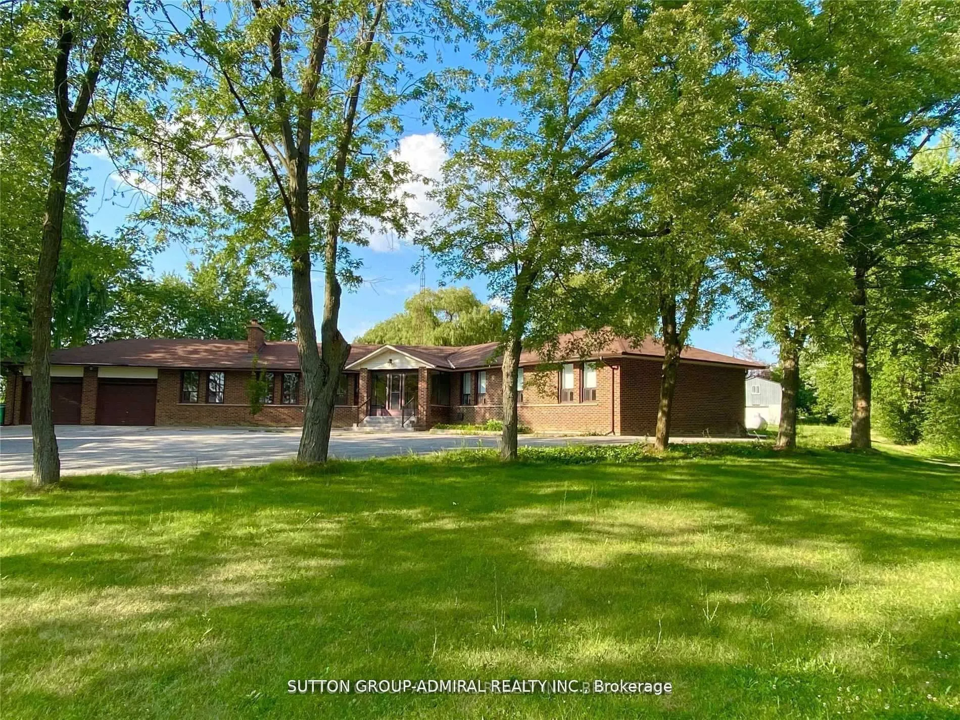 Photo 3 of 10623 Clarkway Drive, Brampton, Brampton East — HOMEH
