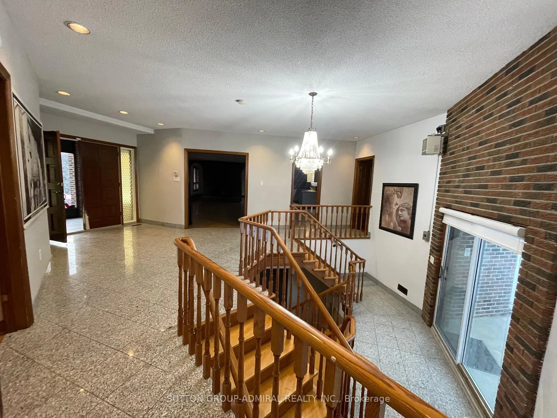 Photo 37 of 10623 Clarkway Drive, Brampton, Brampton East — HOMEH