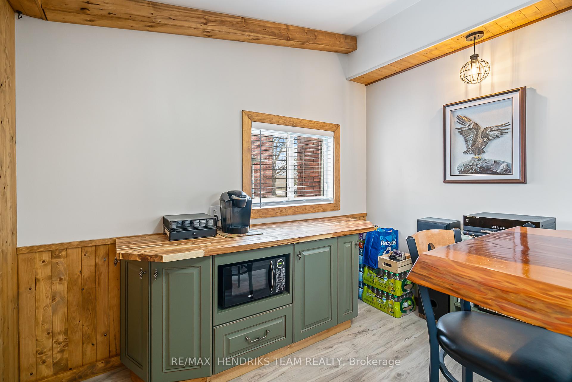 Photo 10 of 2 Ann Street, Thorold, Thorold Downtown — HOMEH
