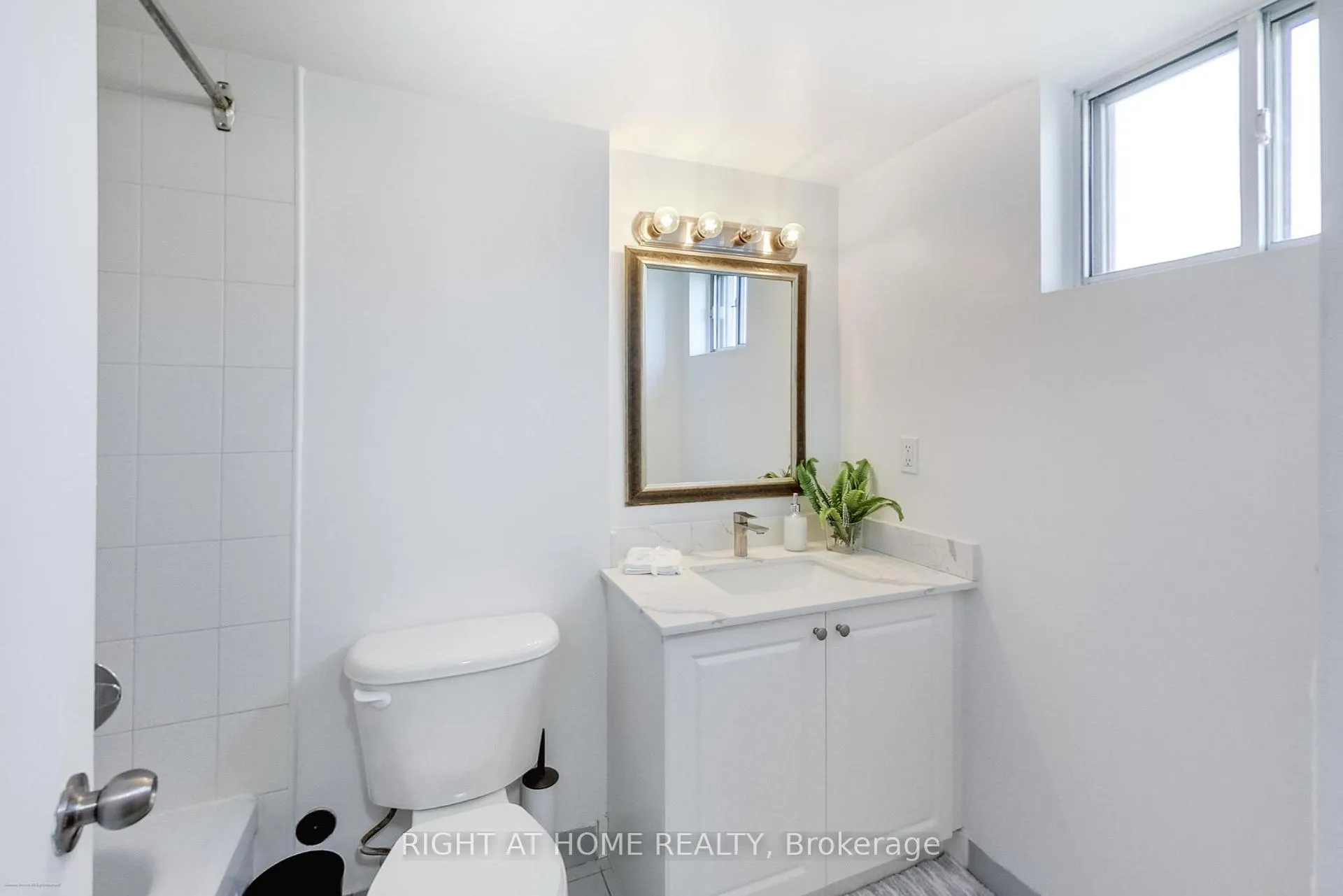 Photo 19 of Unit 1109, 4 Park Vista, Toronto, O'Connor-Parkview — HOMEH