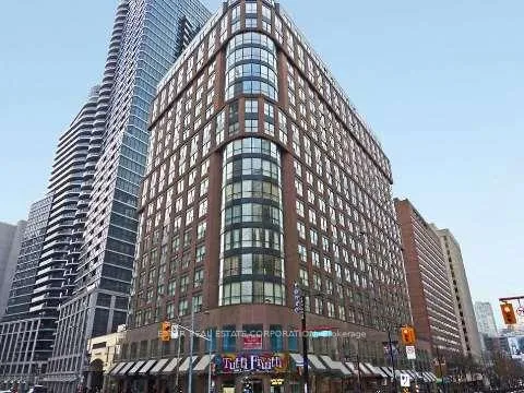 Front of Unit 1101, 7 Carlton Street