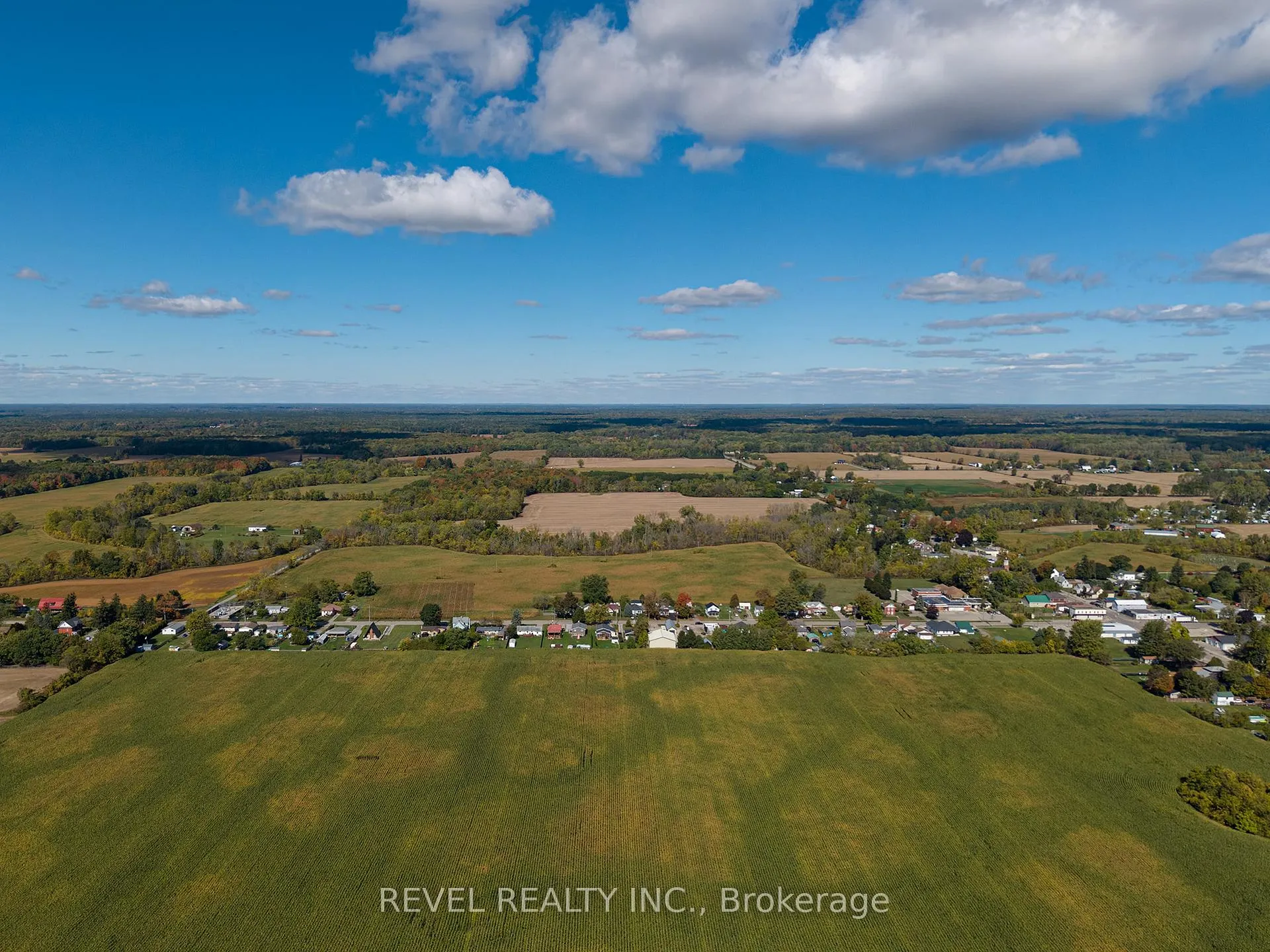 Photo 31 of 38 Queen Street W, Norfolk, St. Williams — HOMEH
