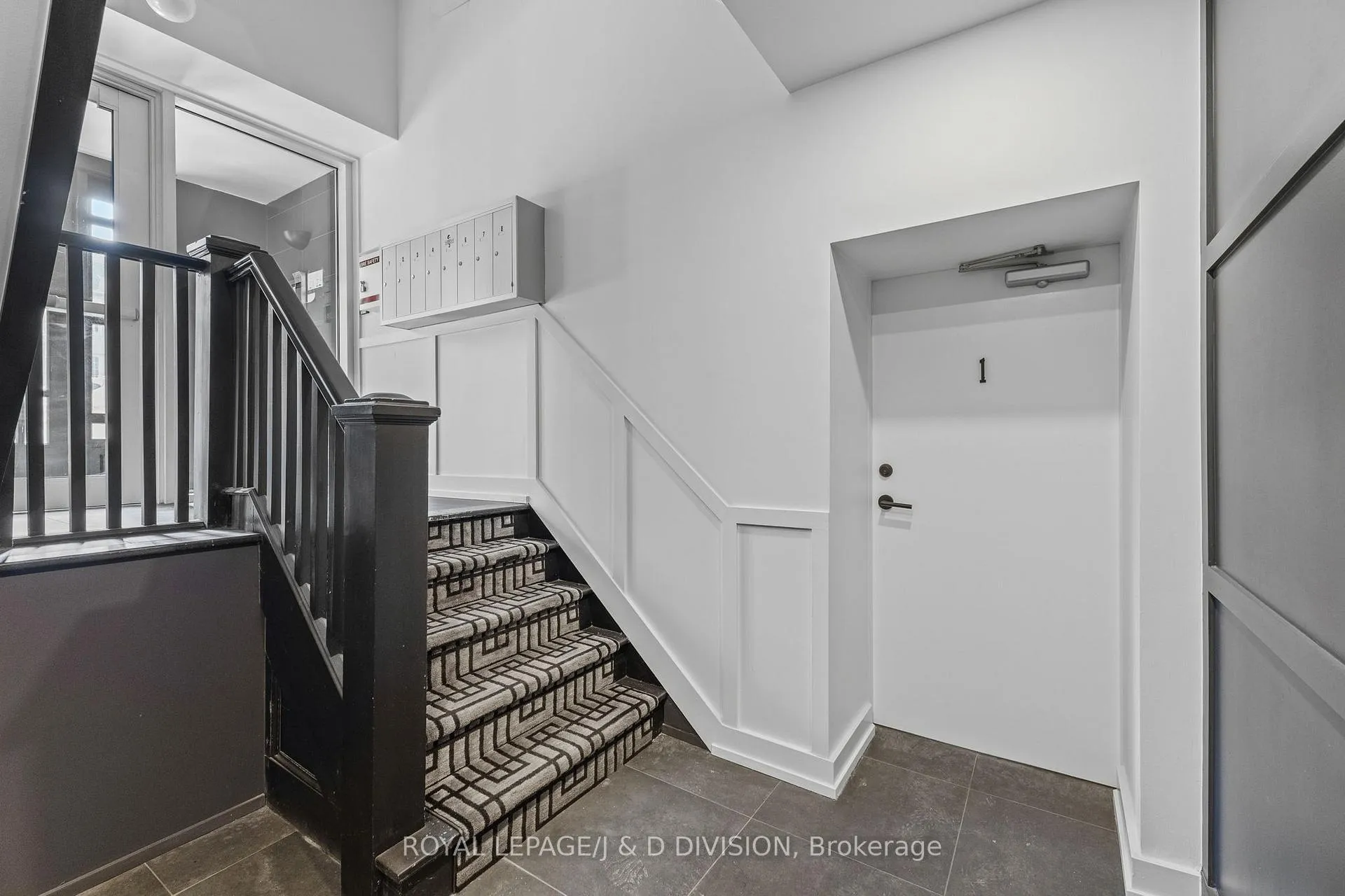 Photo 2 of Unit 1, 314 Lonsdale Road, Toronto, Forest Hill South — HOMEH