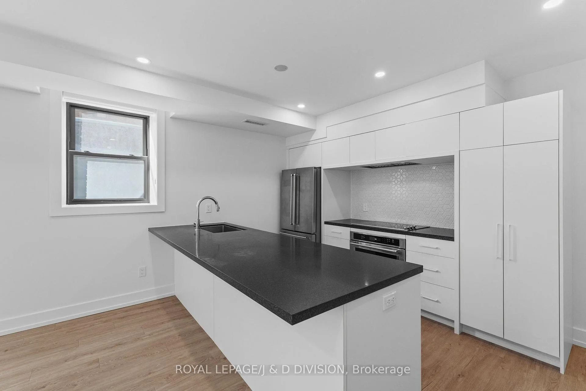 Photo 6 of Unit 1, 314 Lonsdale Road, Toronto, Forest Hill South — HOMEH
