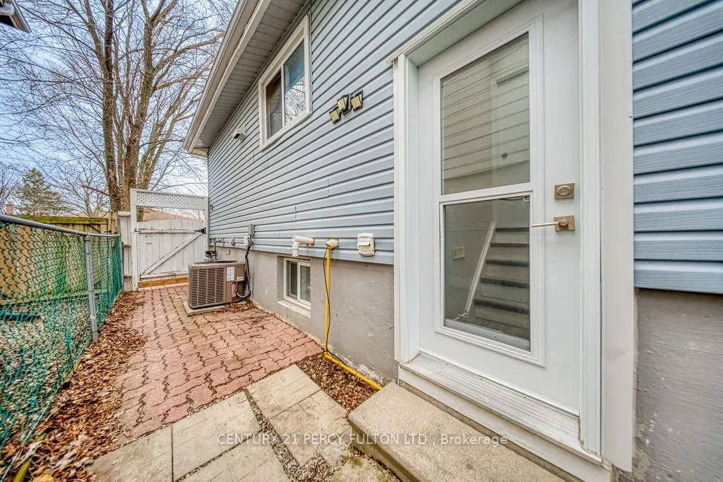 Photo 2 of Unit Lower, 871 Liverpool Road, Pickering, Bay Ridges — HOMEH