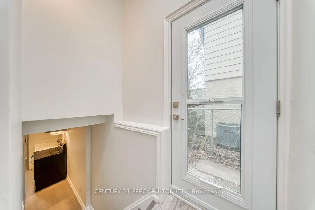 Photo 3 of Unit Lower, 871 Liverpool Road, Pickering, Bay Ridges — HOMEH