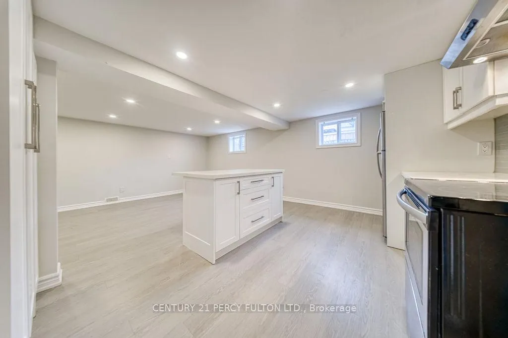Photo 4 of Unit Lower, 871 Liverpool Road, Pickering, Bay Ridges — HOMEH