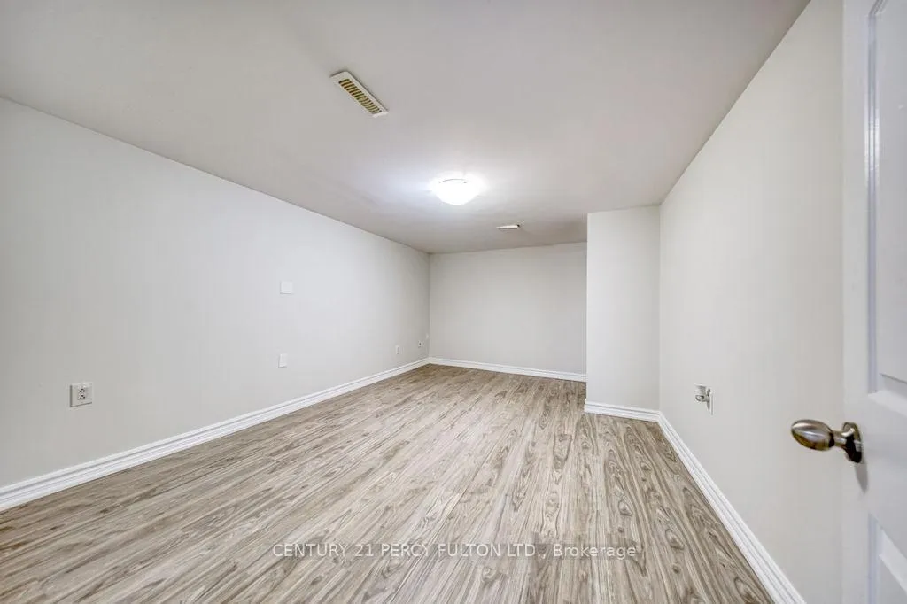 Photo 10 of Unit Lower, 871 Liverpool Road, Pickering, Bay Ridges — HOMEH