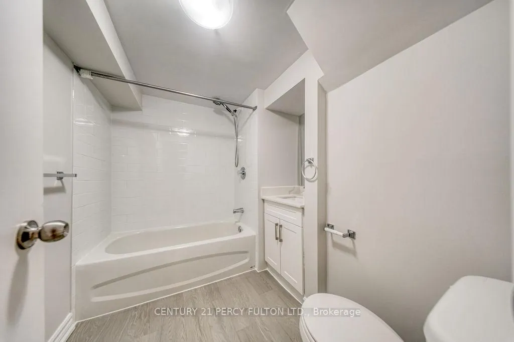 Photo 14 of Unit Lower, 871 Liverpool Road, Pickering, Bay Ridges — HOMEH
