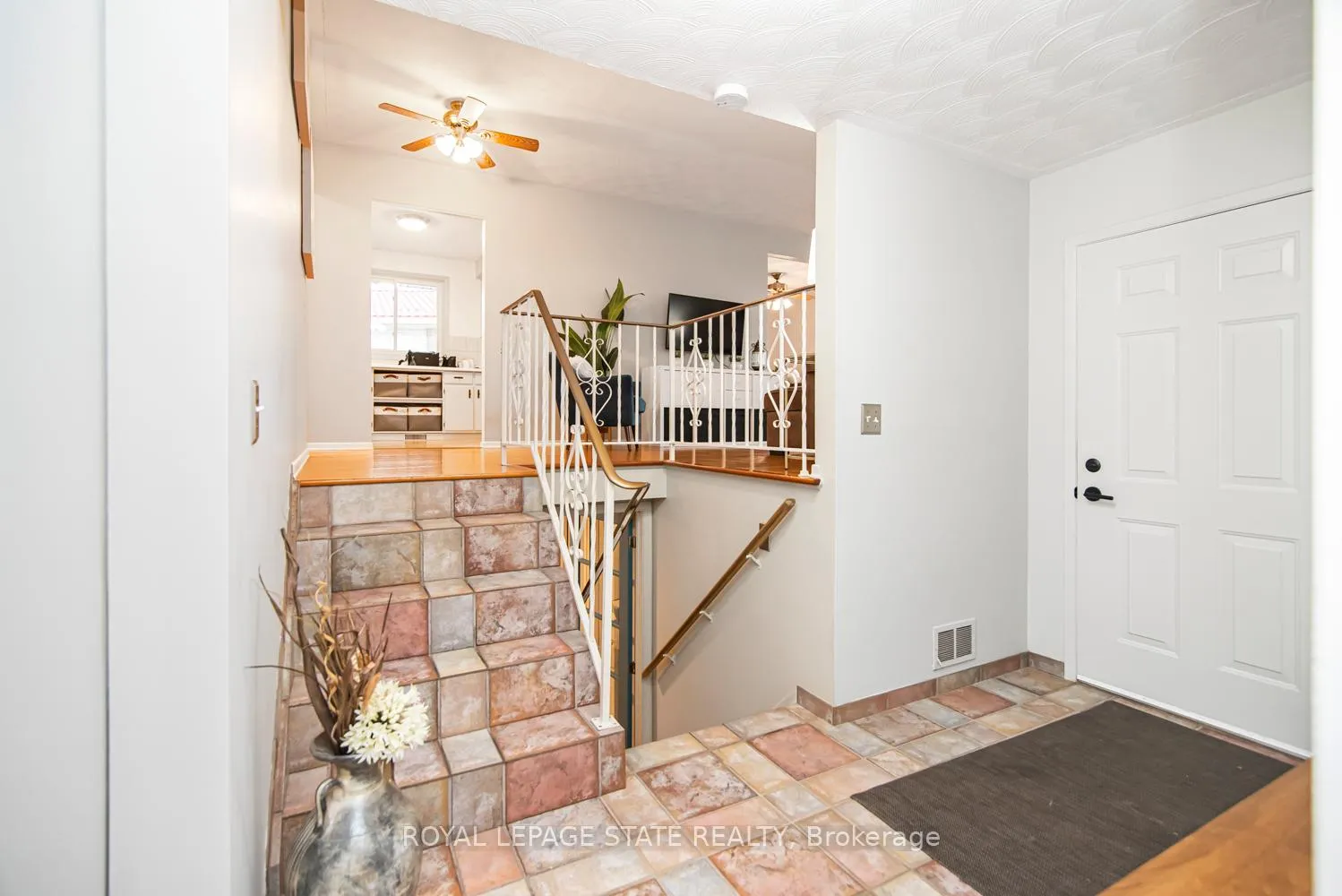 Photo 4 of 138 Greeningdon Drive, Hamilton, Greeningdon — HOMEH
