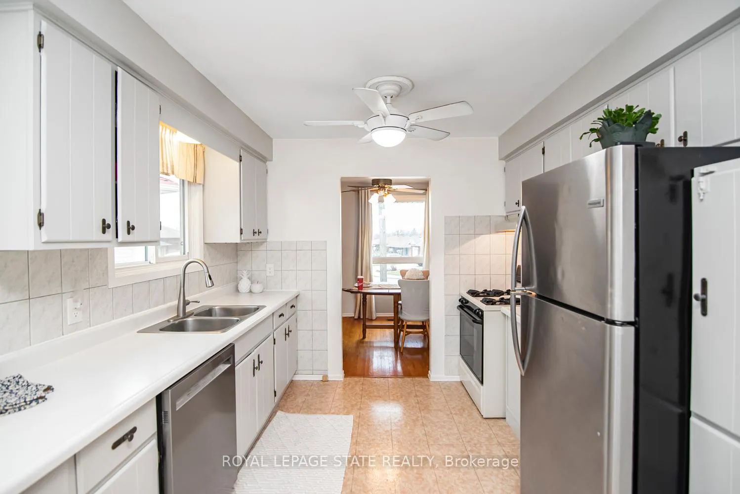Photo 12 of 138 Greeningdon Drive, Hamilton, Greeningdon — HOMEH