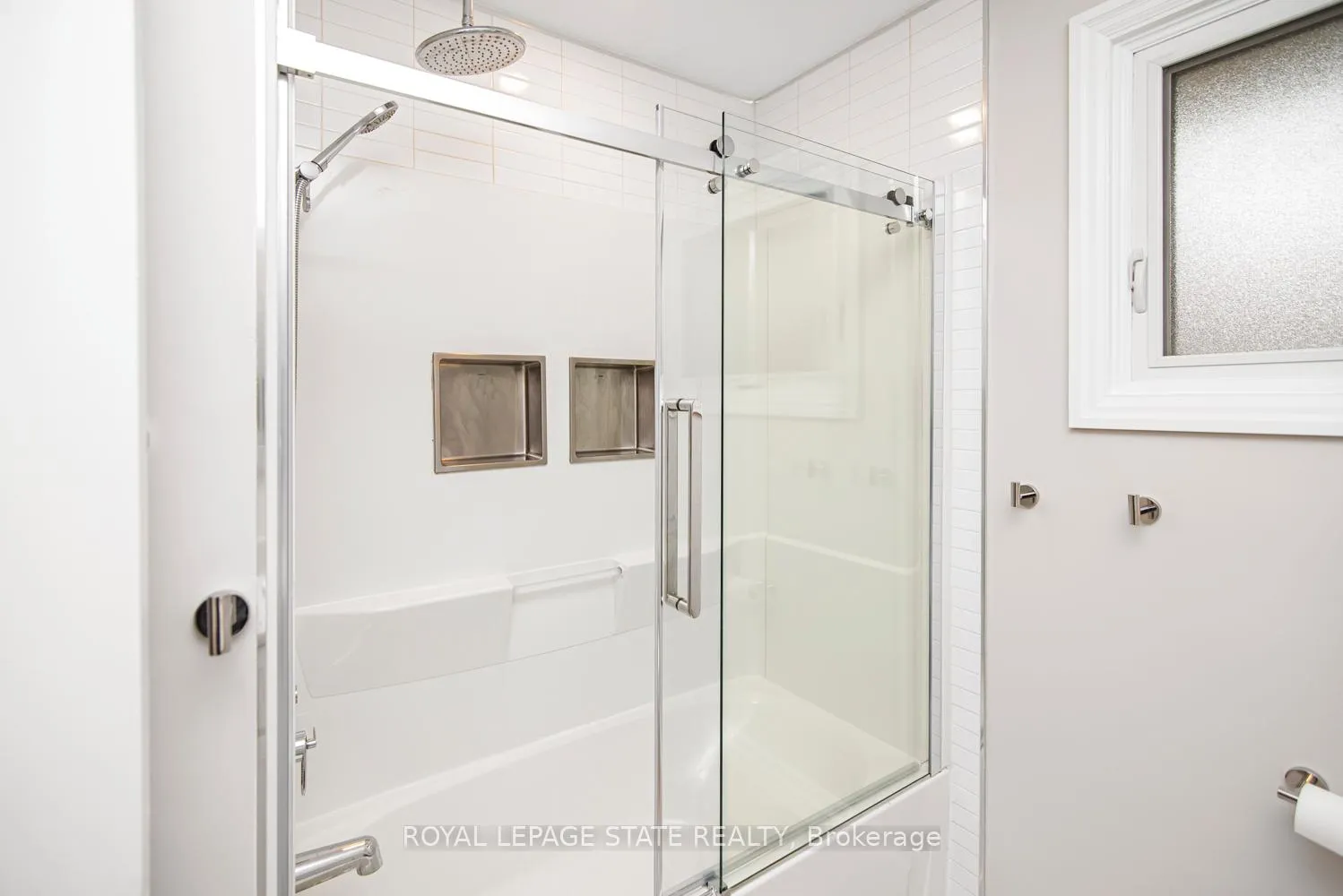 Photo 25 of 138 Greeningdon Drive, Hamilton, Greeningdon — HOMEH