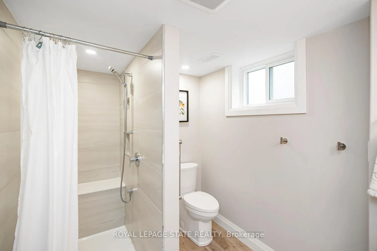 Photo 32 of 138 Greeningdon Drive, Hamilton, Greeningdon — HOMEH