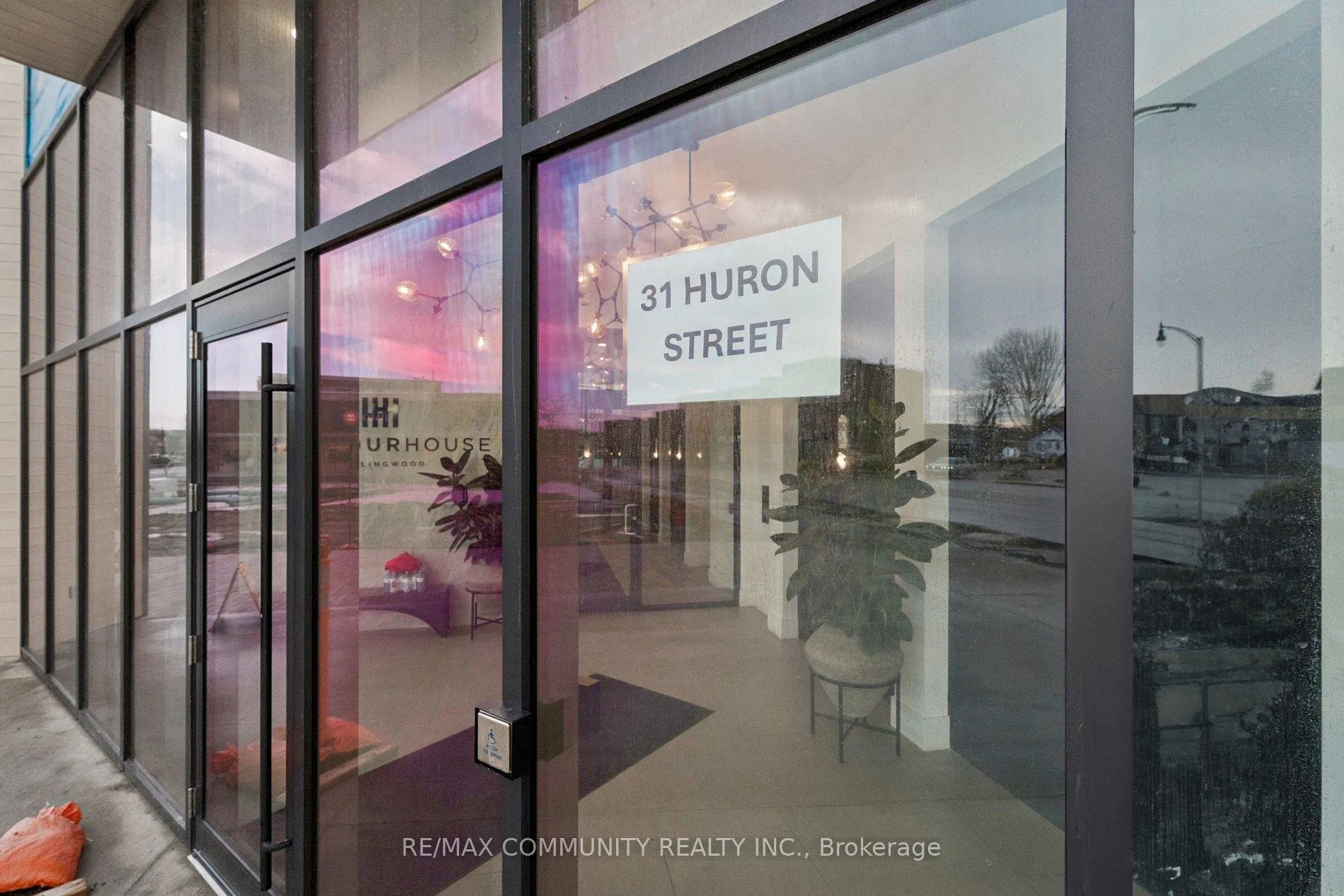 Photo 7 of Unit 415, 31 Huron Street S, Collingwood — HOMEH