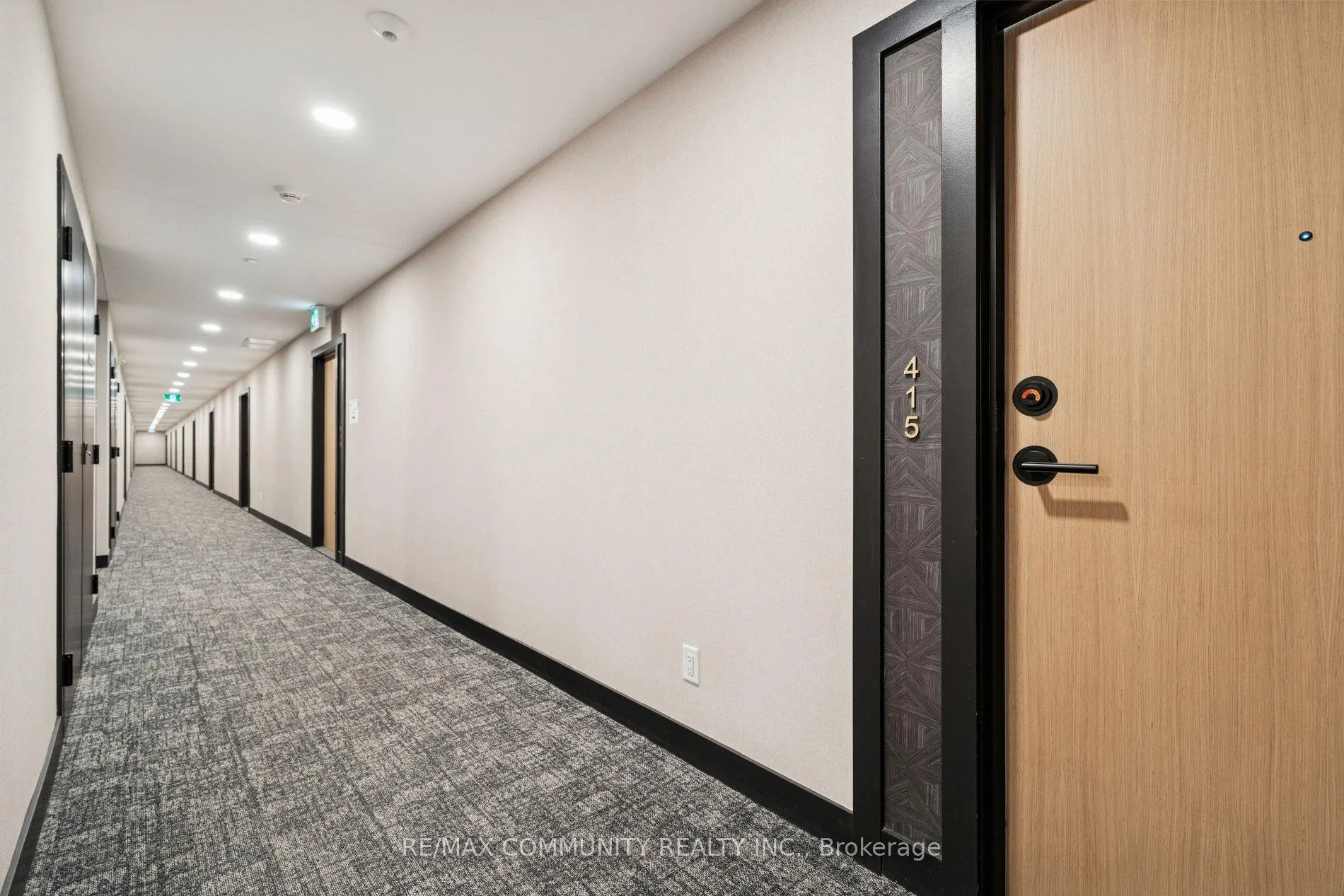 Photo 15 of Unit 415, 31 Huron Street S, Collingwood — HOMEH
