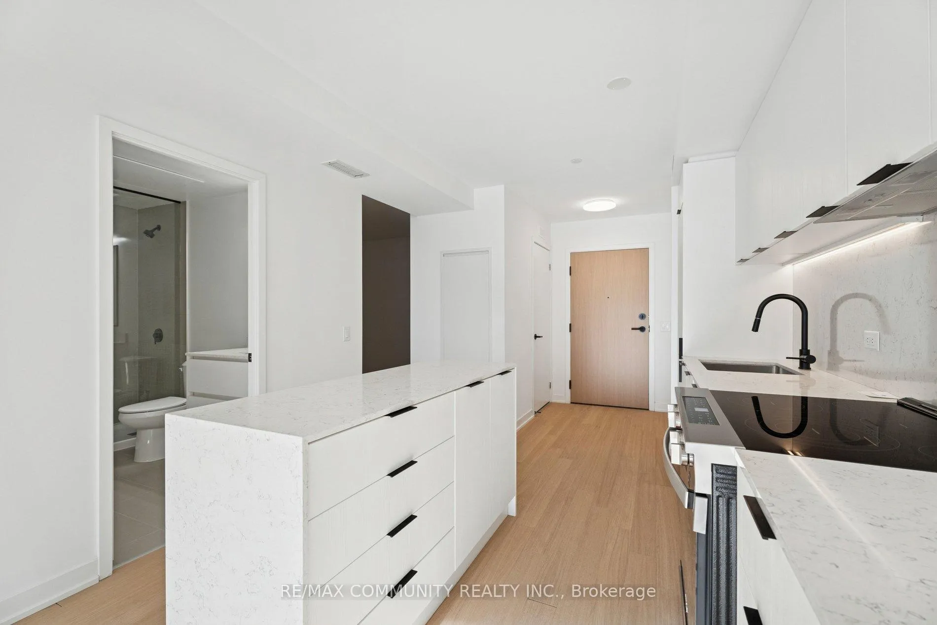 Photo 21 of Unit 415, 31 Huron Street S, Collingwood — HOMEH