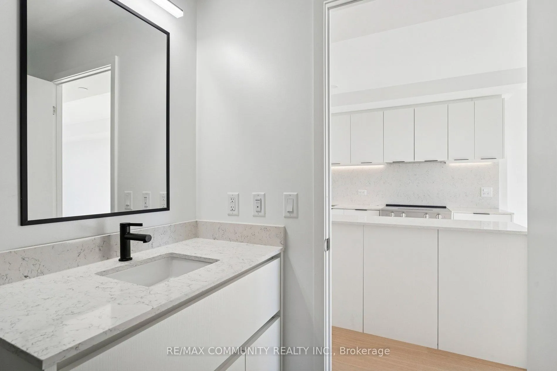 Photo 28 of Unit 415, 31 Huron Street S, Collingwood — HOMEH