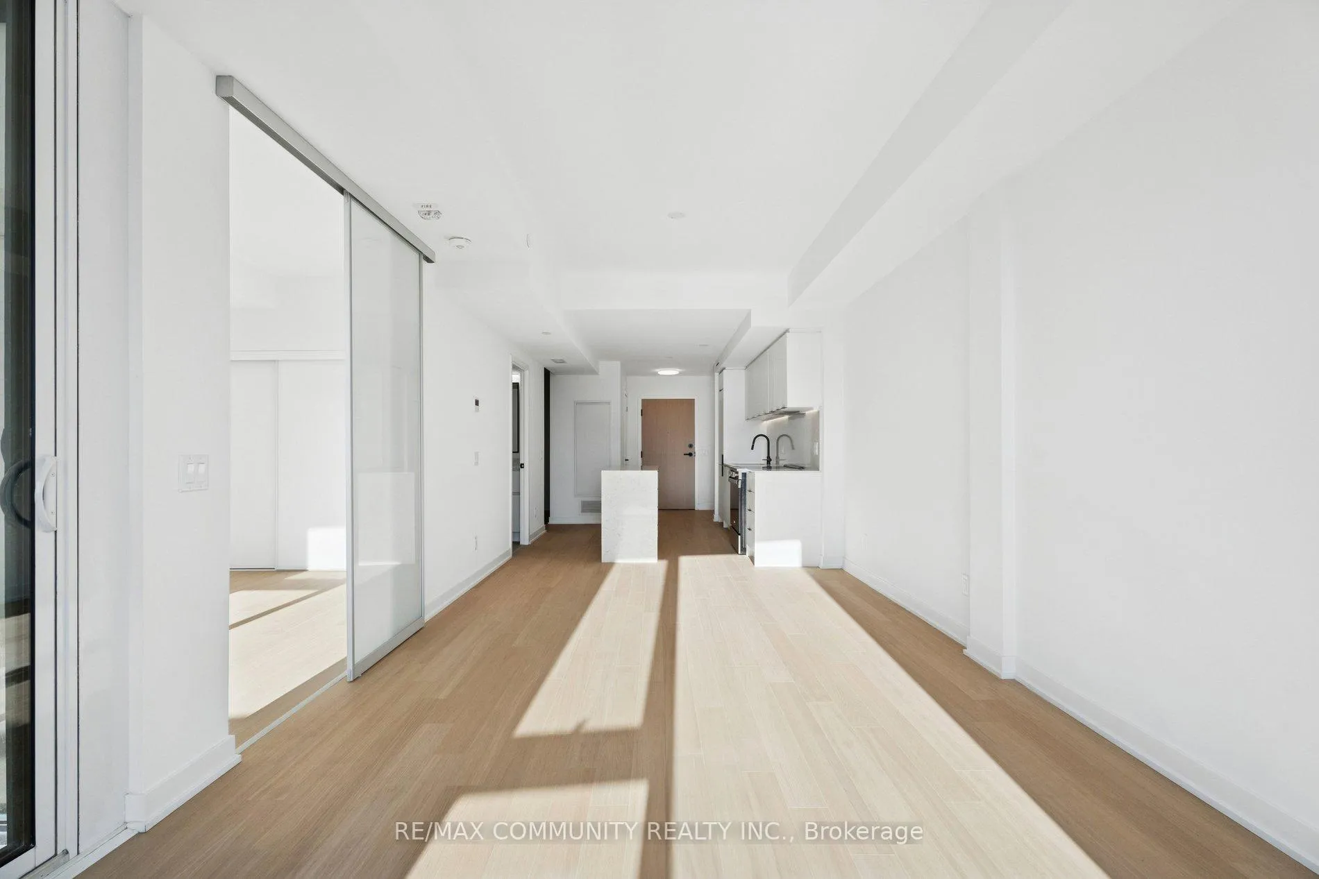 Photo 33 of Unit 415, 31 Huron Street S, Collingwood — HOMEH