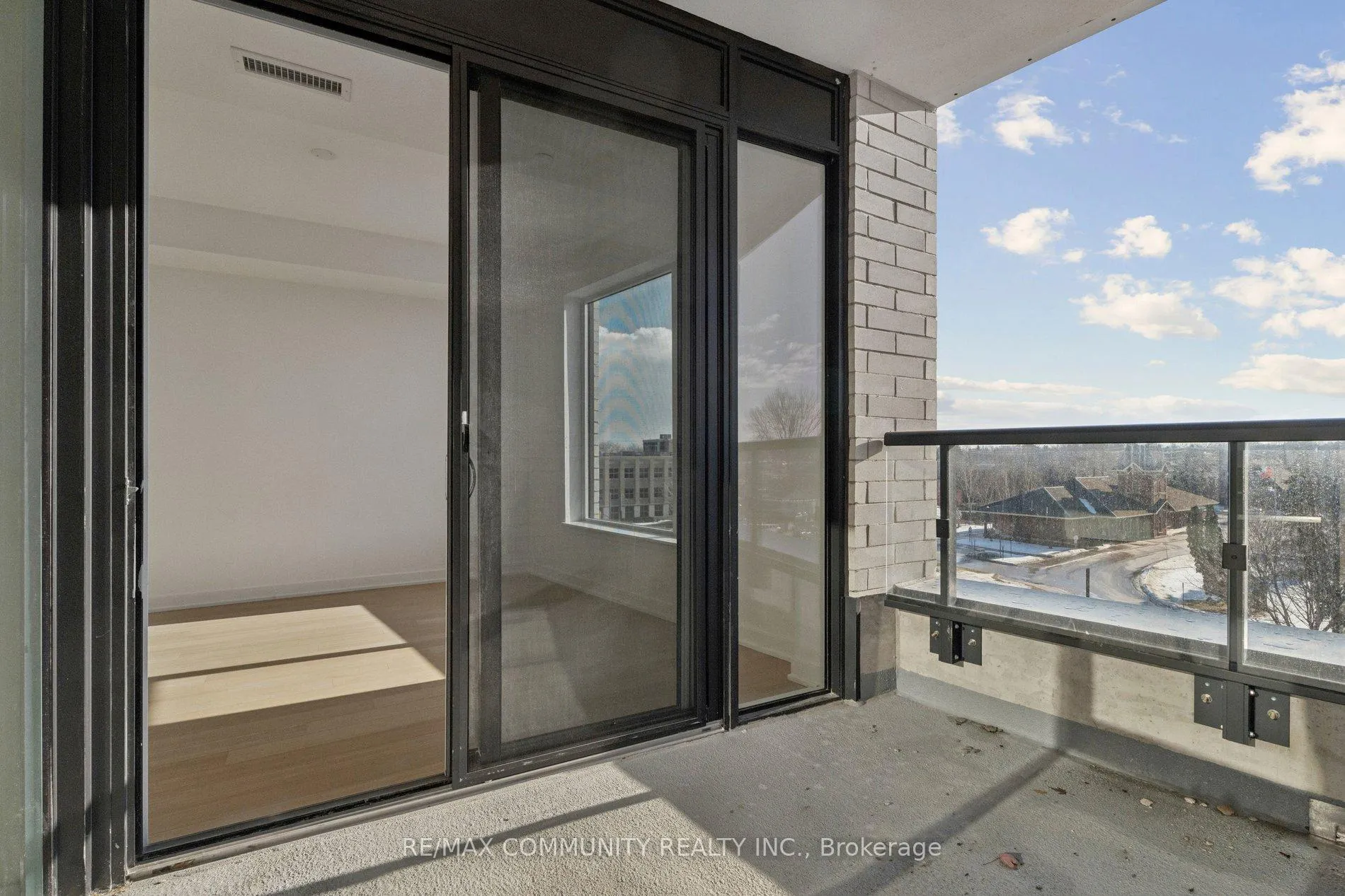 Photo 45 of Unit 415, 31 Huron Street S, Collingwood — HOMEH