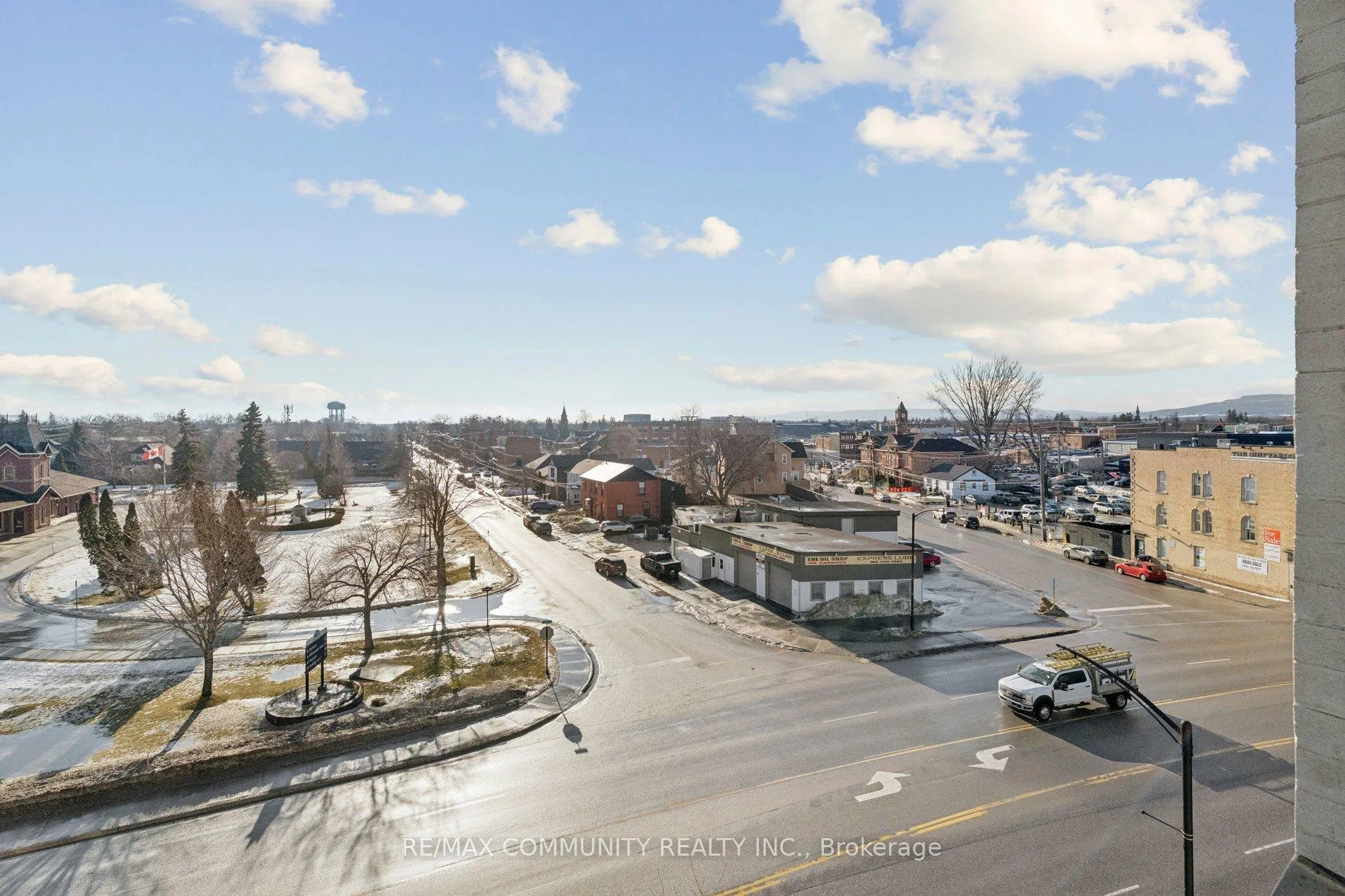 Photo 50 of Unit 415, 31 Huron Street S, Collingwood — HOMEH