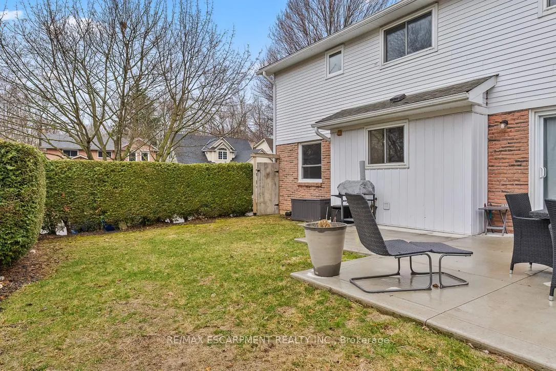 Photo 46 of 1 Parkway Place, Hamilton, Dundas — HOMEH