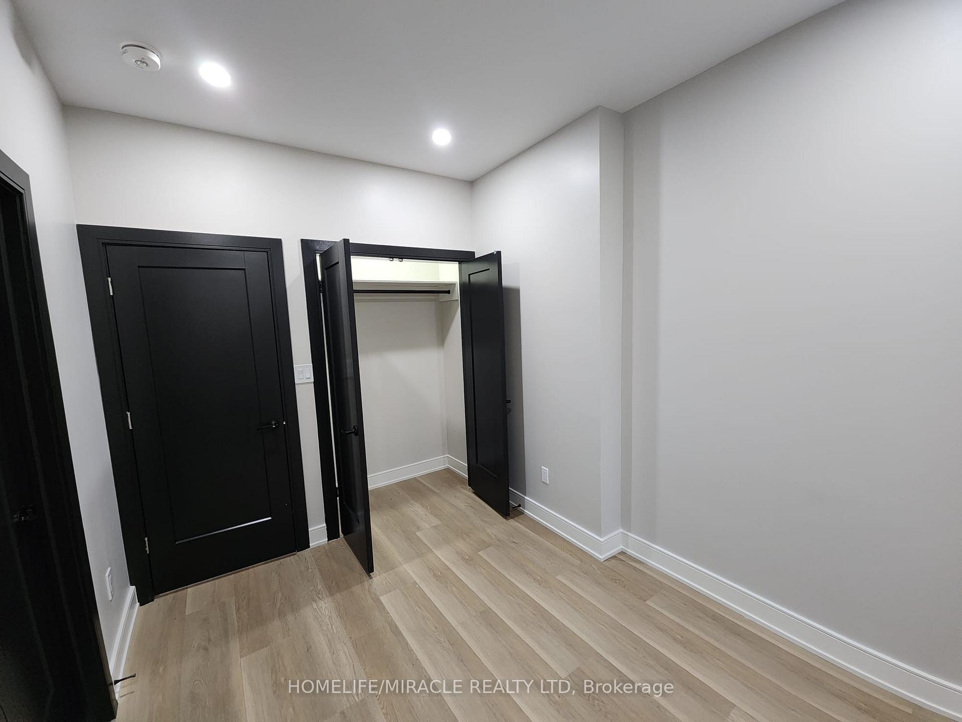 Photo 7 of 124 Pegasus Trail, Scarborough, Woburn — HOMEH