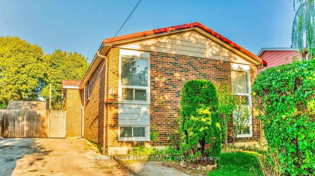 Front of Unit Main, 77 Snowball Crescent