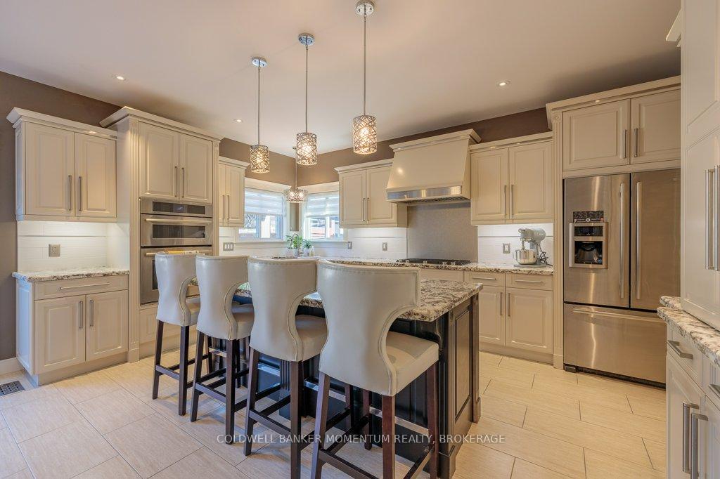 Photo 9 of 71 Tuliptree Road, Thorold, Confederation Heights — HOMEH