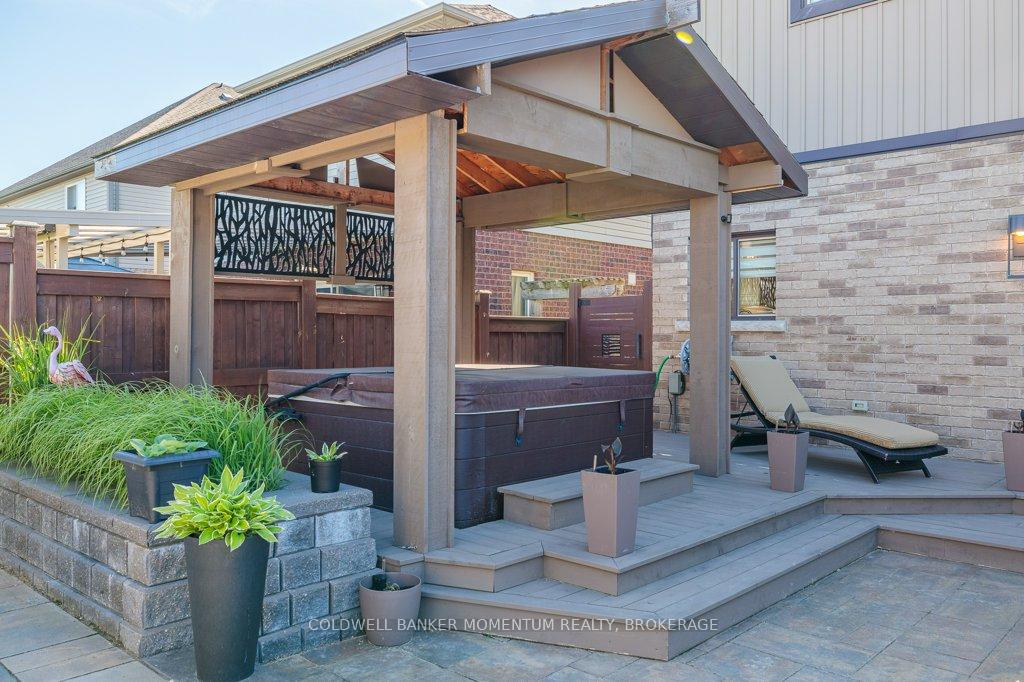 Photo 35 of 71 Tuliptree Road, Thorold, Confederation Heights — HOMEH
