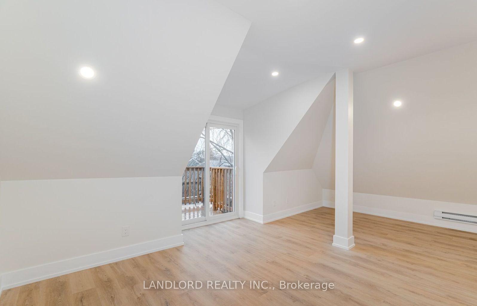 Photo 7 of Unit 3rd Fl., 73 Dewson Street, Toronto, Palmerston-Little Italy — HOMEH