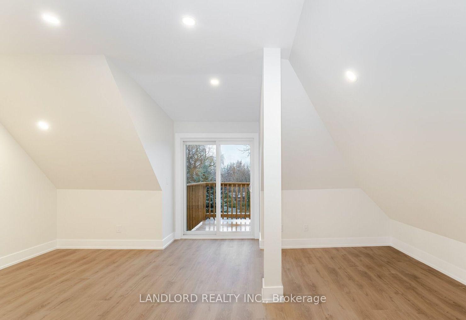 Photo 9 of Unit 3rd Fl., 73 Dewson Street, Toronto, Palmerston-Little Italy — HOMEH