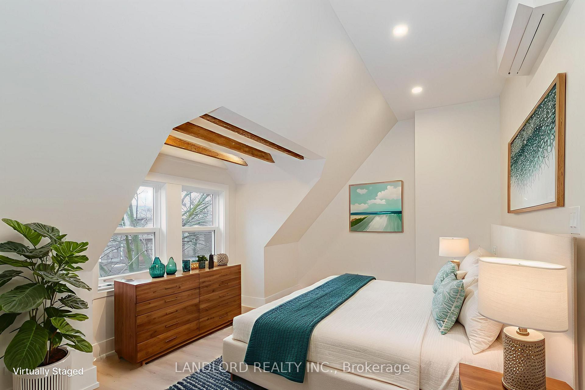 Photo 13 of Unit 3rd Fl., 73 Dewson Street, Toronto, Palmerston-Little Italy — HOMEH