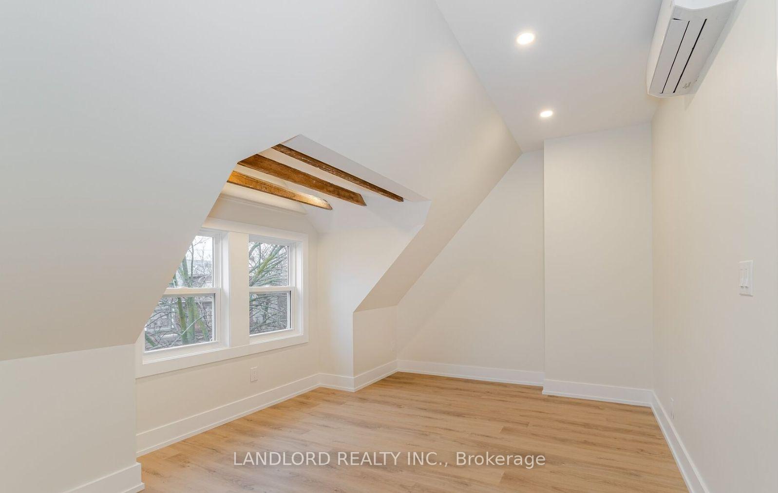 Photo 14 of Unit 3rd Fl., 73 Dewson Street, Toronto, Palmerston-Little Italy — HOMEH