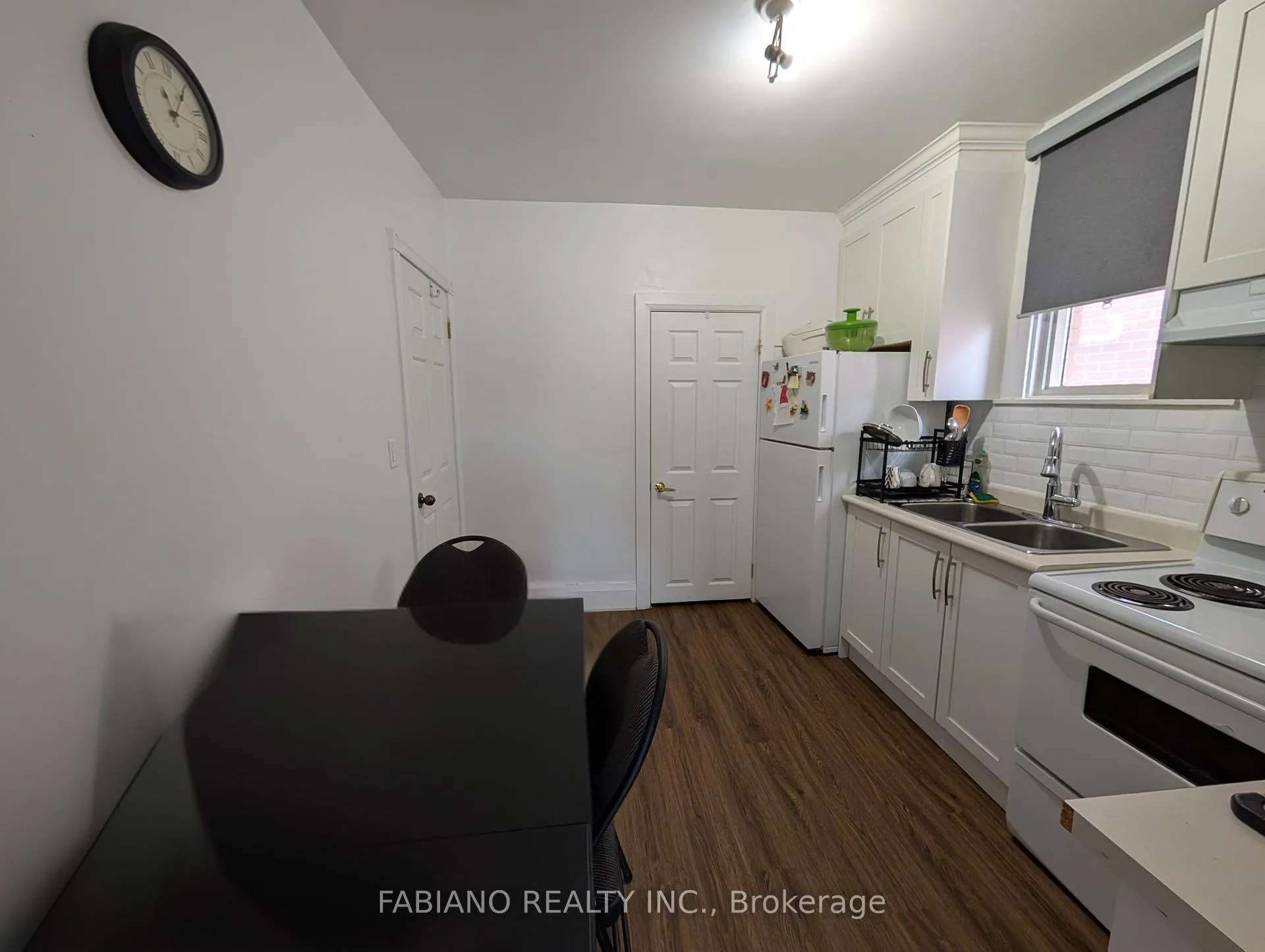 Photo 4 of Unit Upper, 1038 Dovercourt Road, Toronto, Dovercourt-Wallace Emerson-Junction — HOMEH