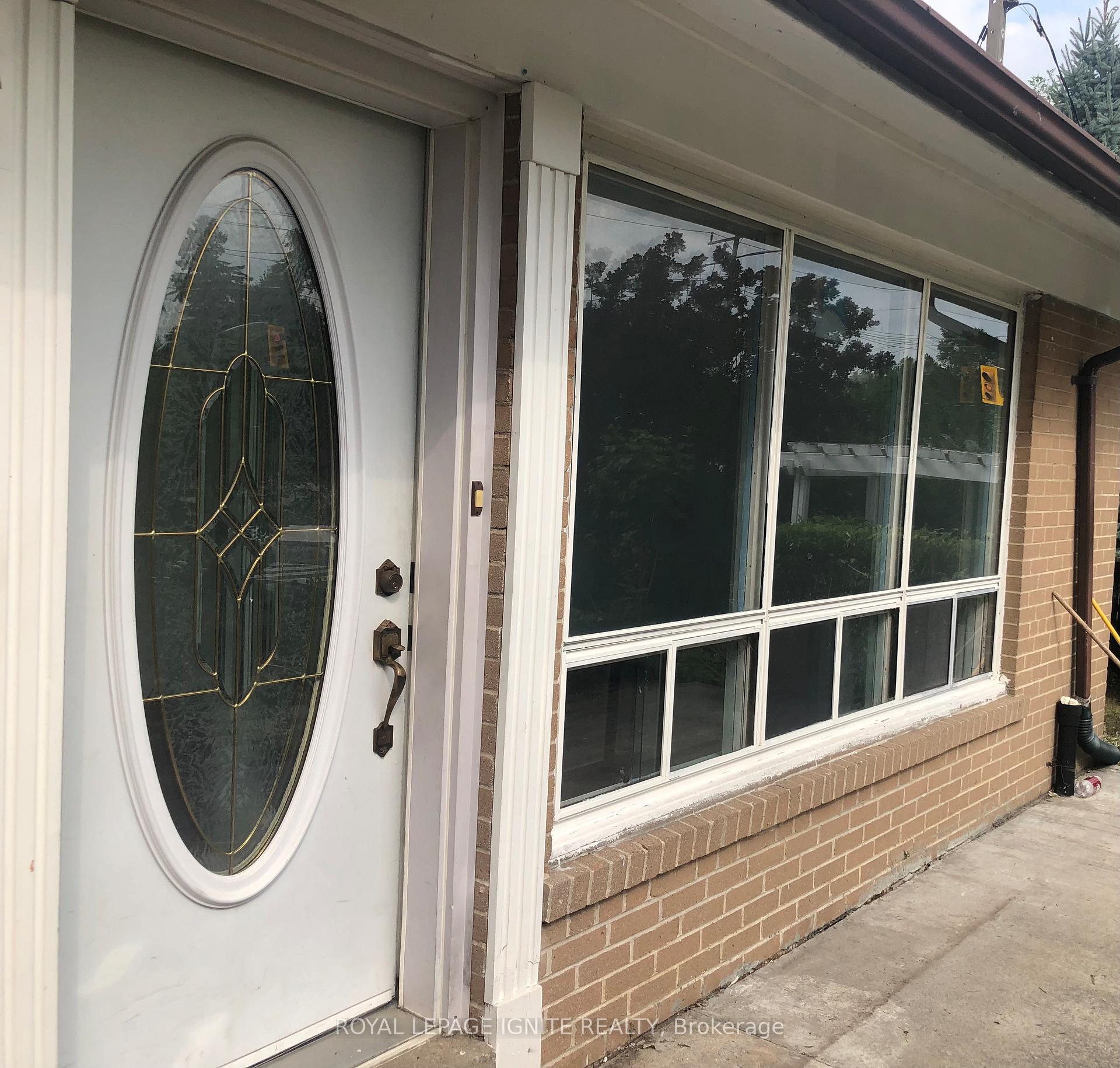 Photo 1 of Unit Main Level, 126 Orton Park Road, Scarborough, Woburn — HOMEH