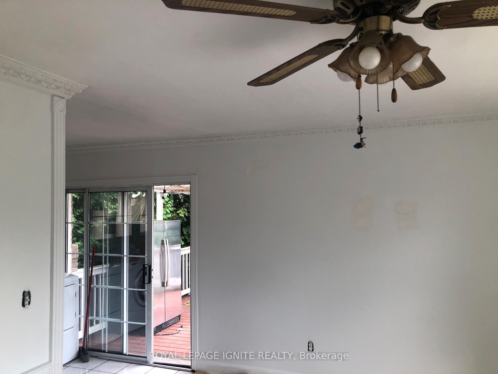 Photo 4 of Unit Main Level, 126 Orton Park Road, Scarborough, Woburn — HOMEH